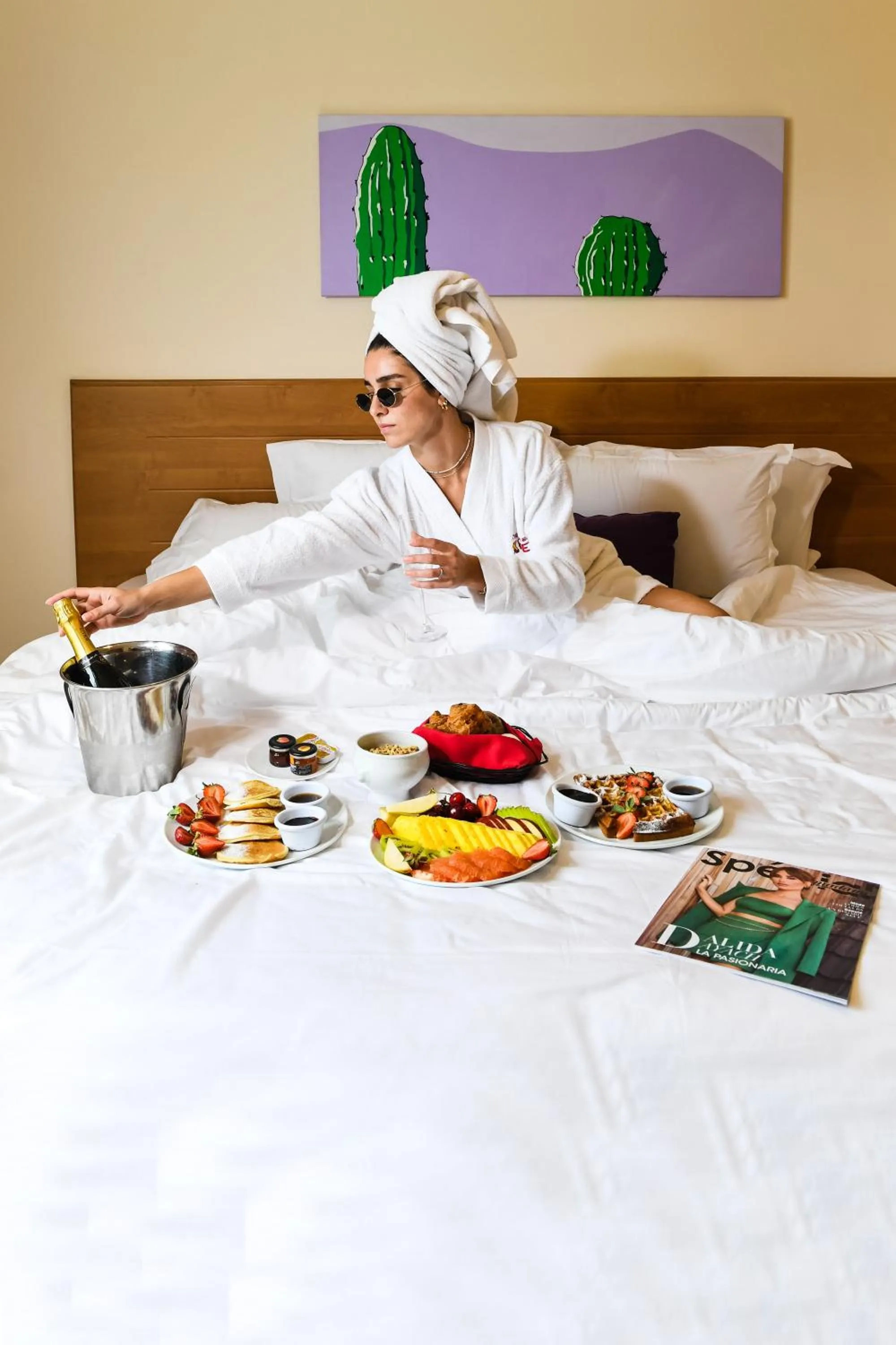 room service in The Smallville Xpress