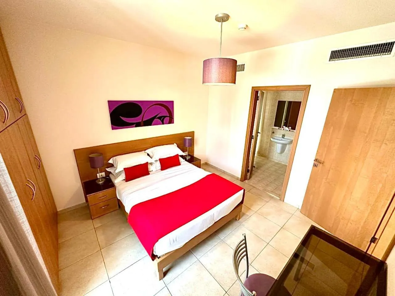 Bedroom in The Smallville Xpress