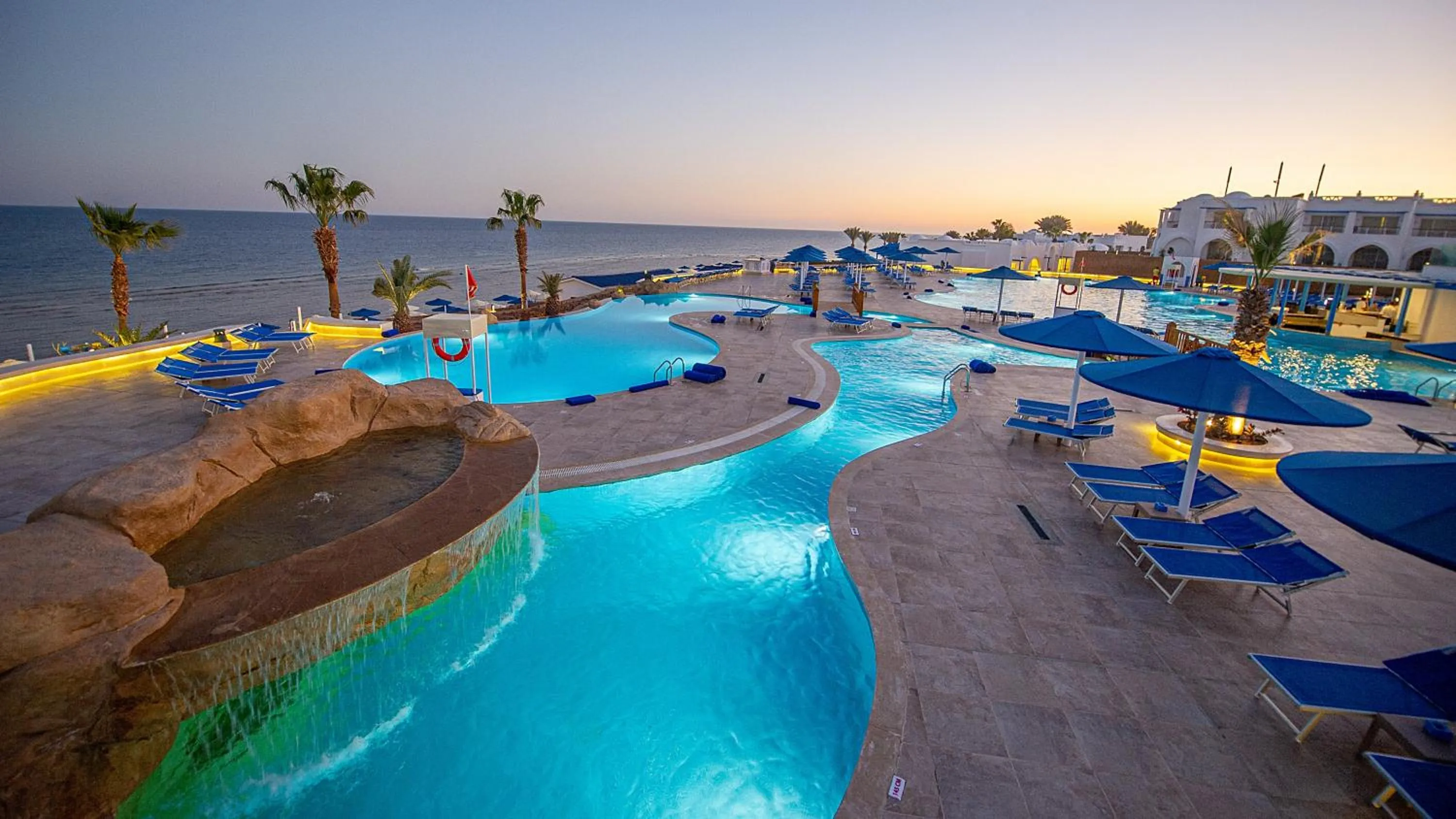 Swimming pool in Pickalbatros Palace Sharm "Aqua Park"- All inclusive