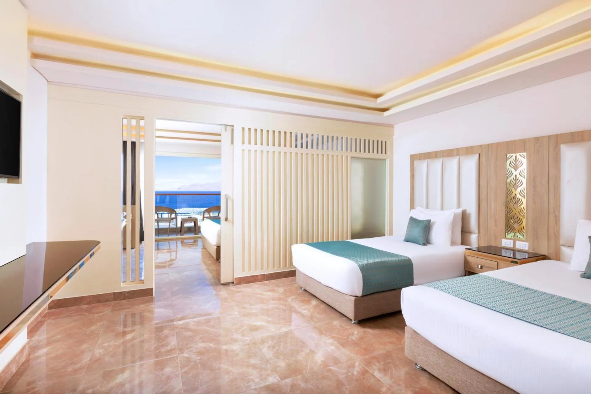 Photo of the whole room, Bed in Pickalbatros Palace Sharm "Aqua Park"- All inclusive