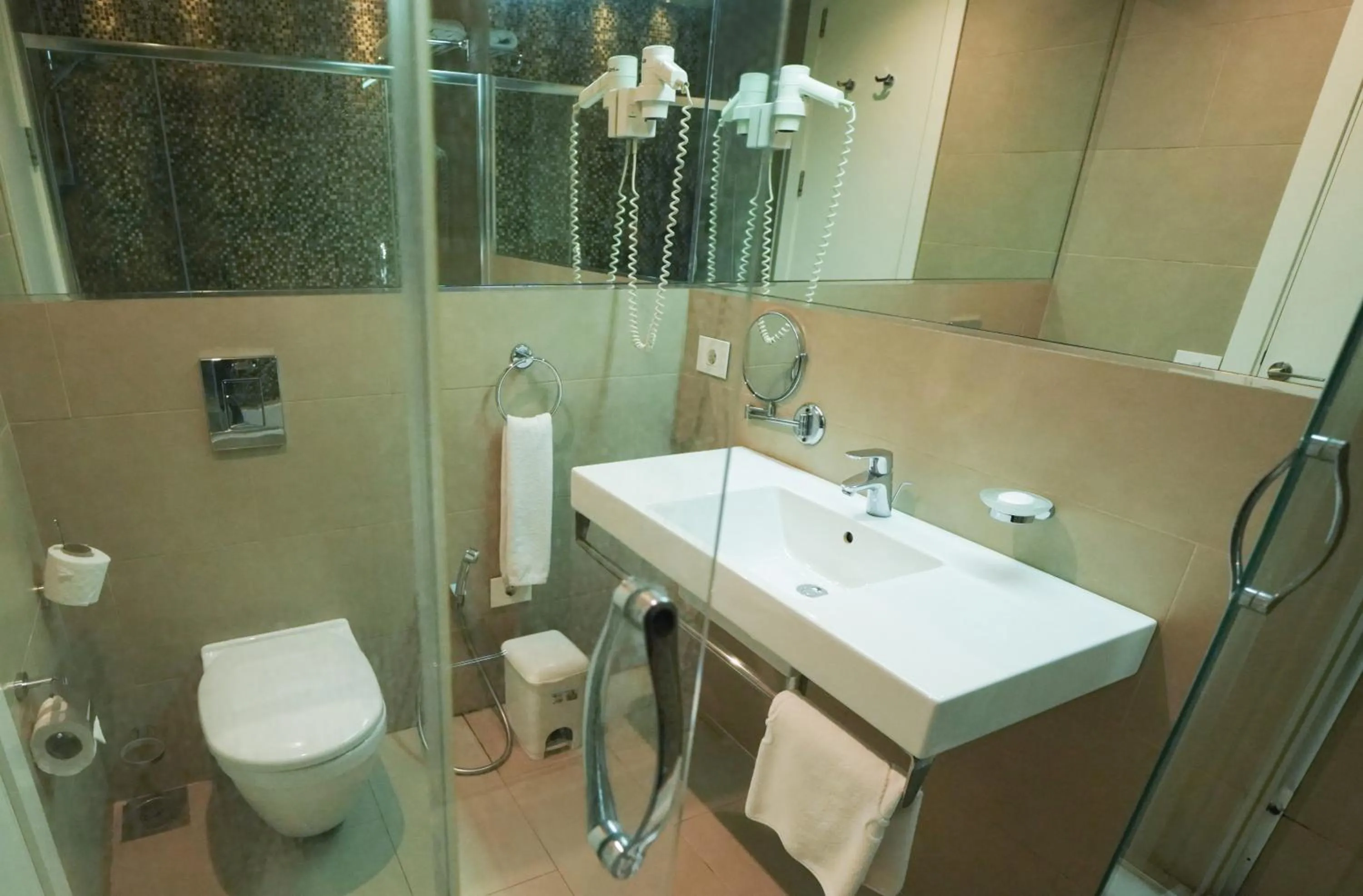 Toilet in Casa D'or Hotel