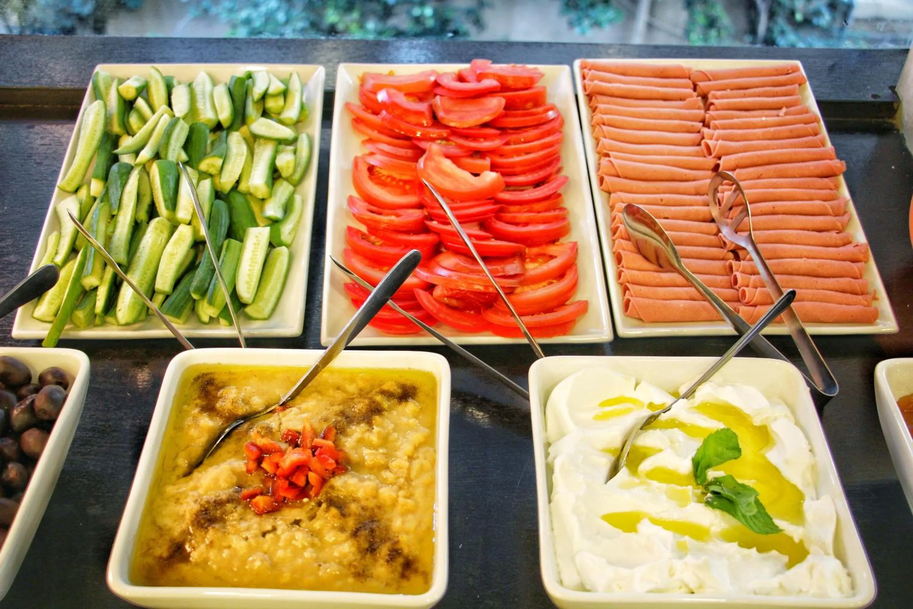 Buffet breakfast in Le Marly Hotel