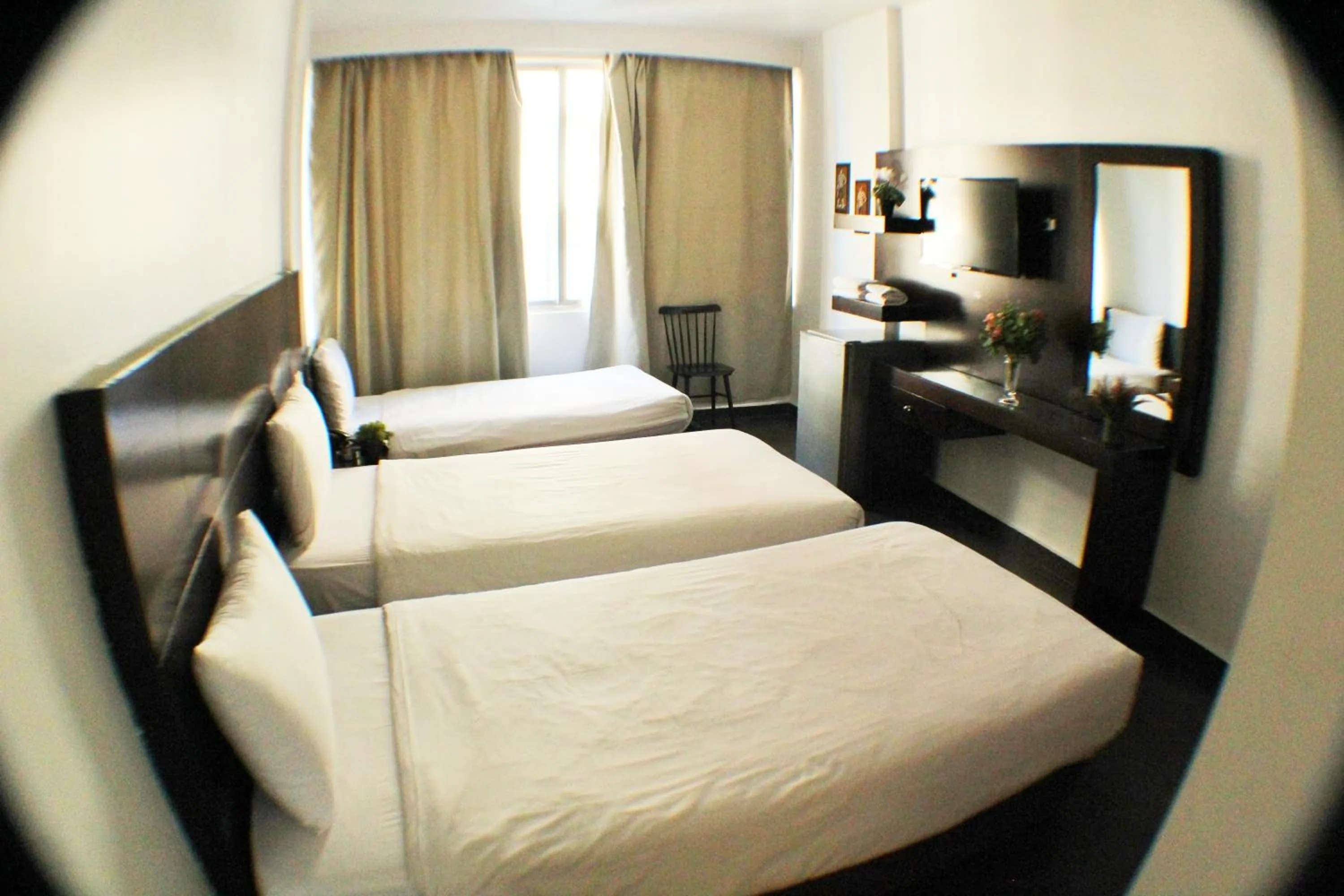 Photo of the whole room, Bed in Le Marly Hotel