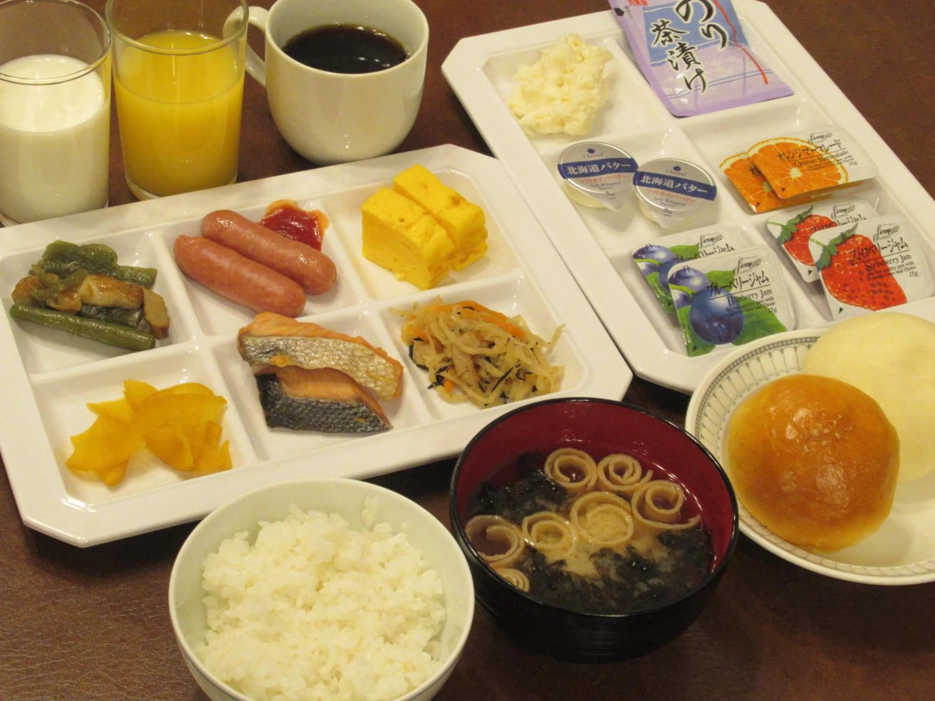 Buffet breakfast in Hotel Tomakomai Green Hills