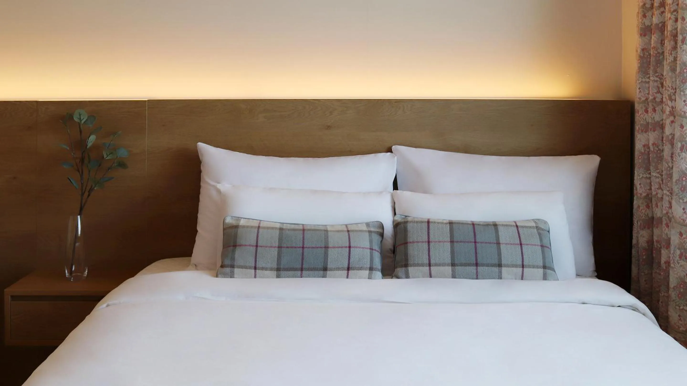 Decorative detail, Bed in Bloom Hotel