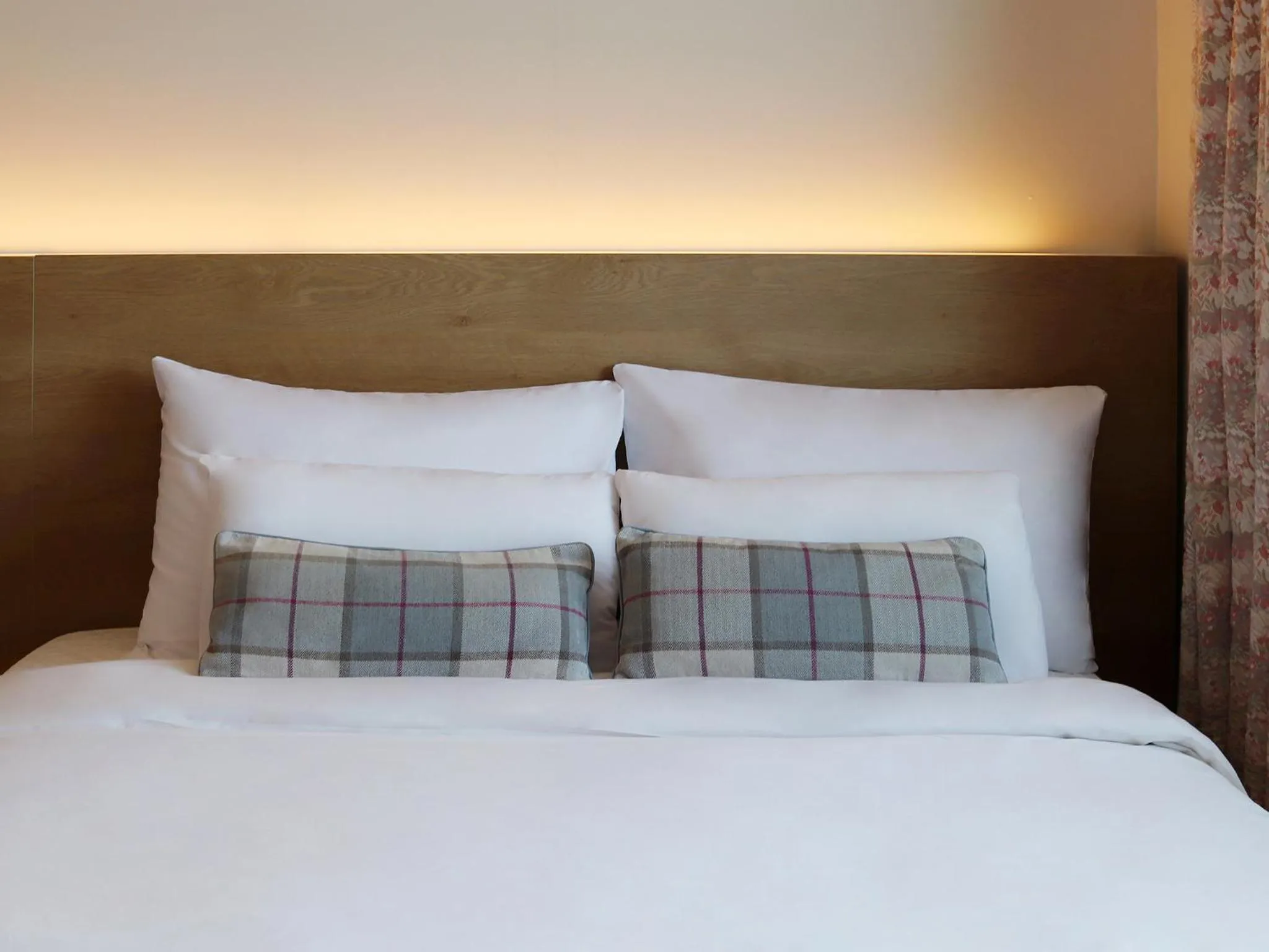 Decorative detail, Bed in Bloom Hotel