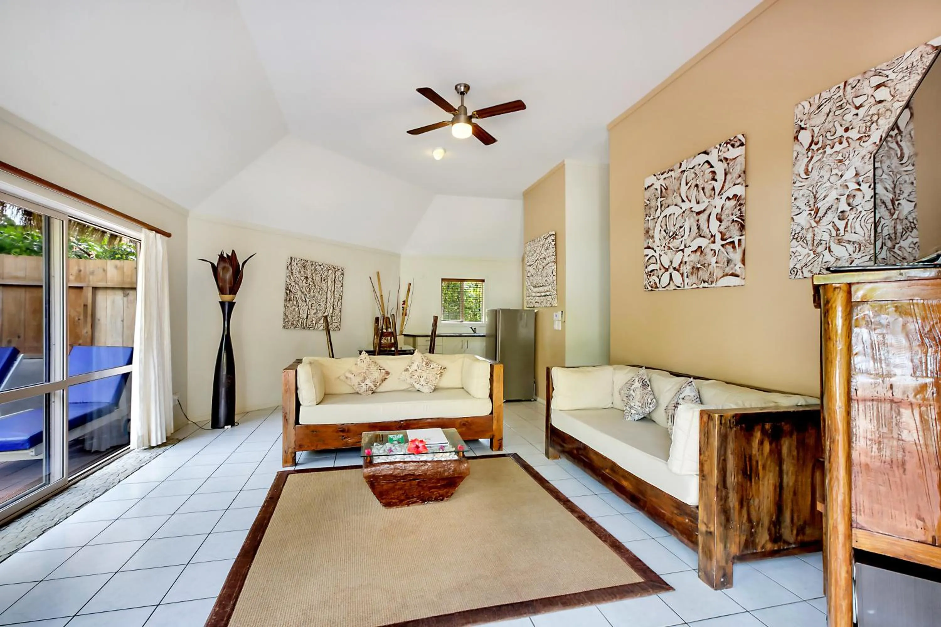 Crown Beach Resort & Spa