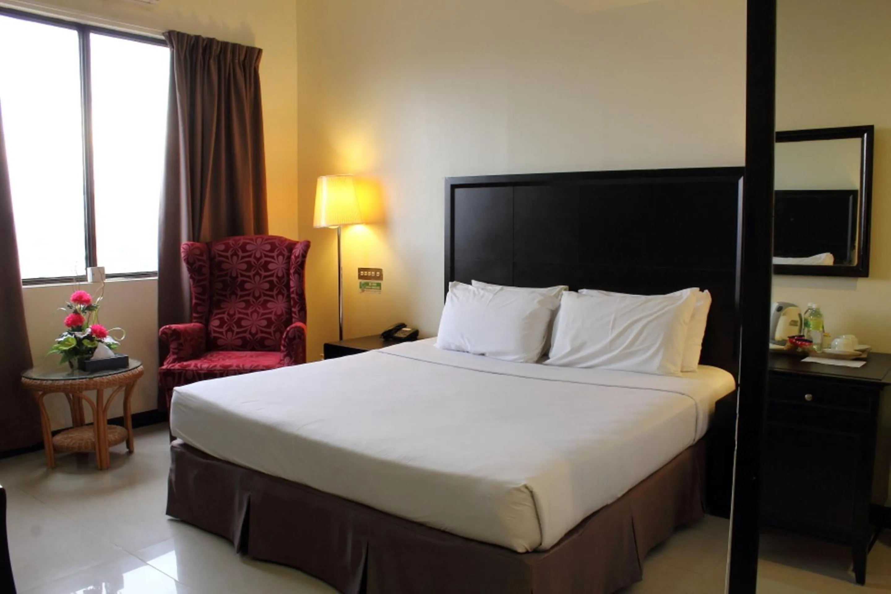 Day, Bed in Good Hope Hotel