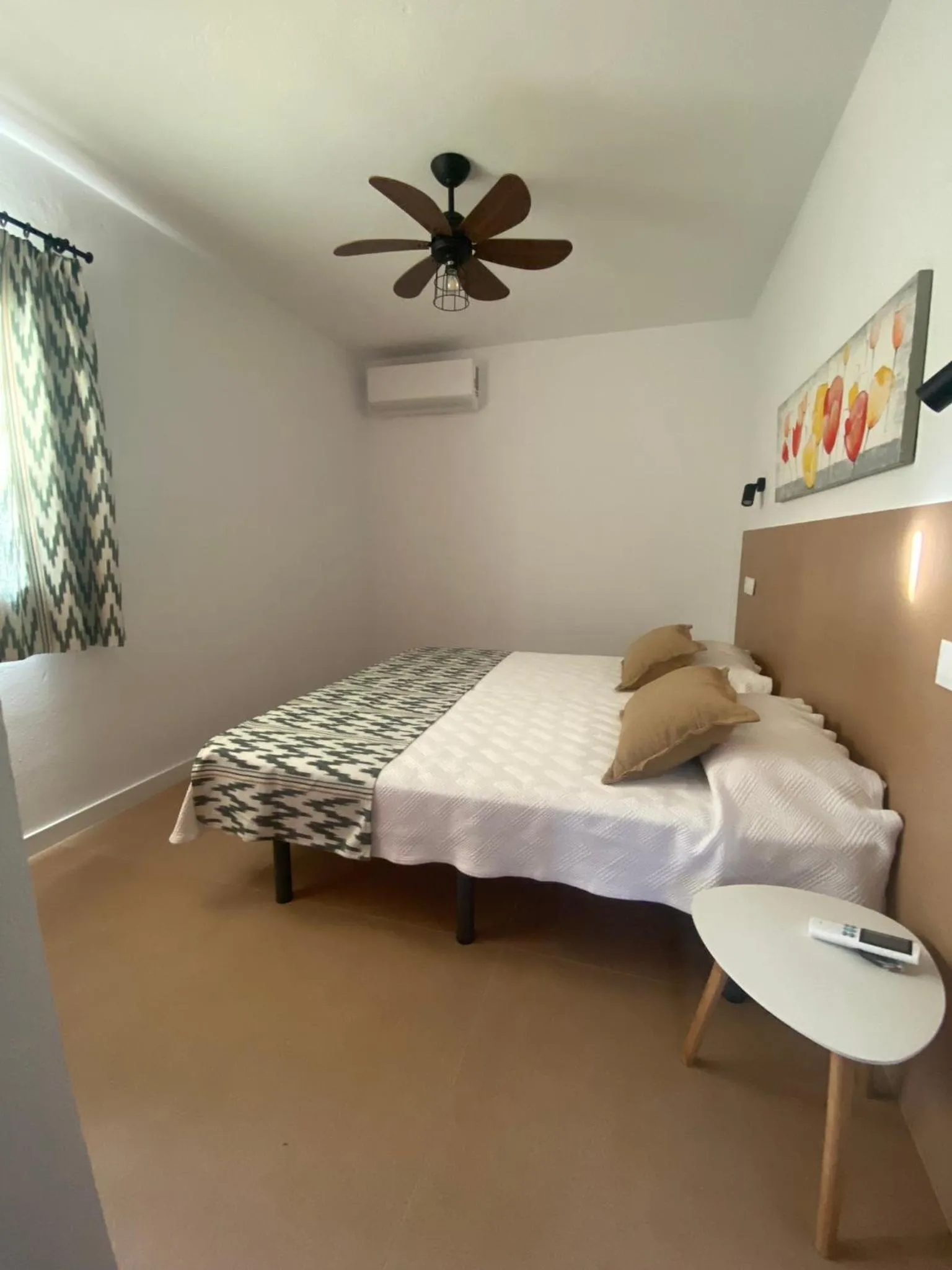 Bedroom, Bed in Apartamentos Sa Cornisa