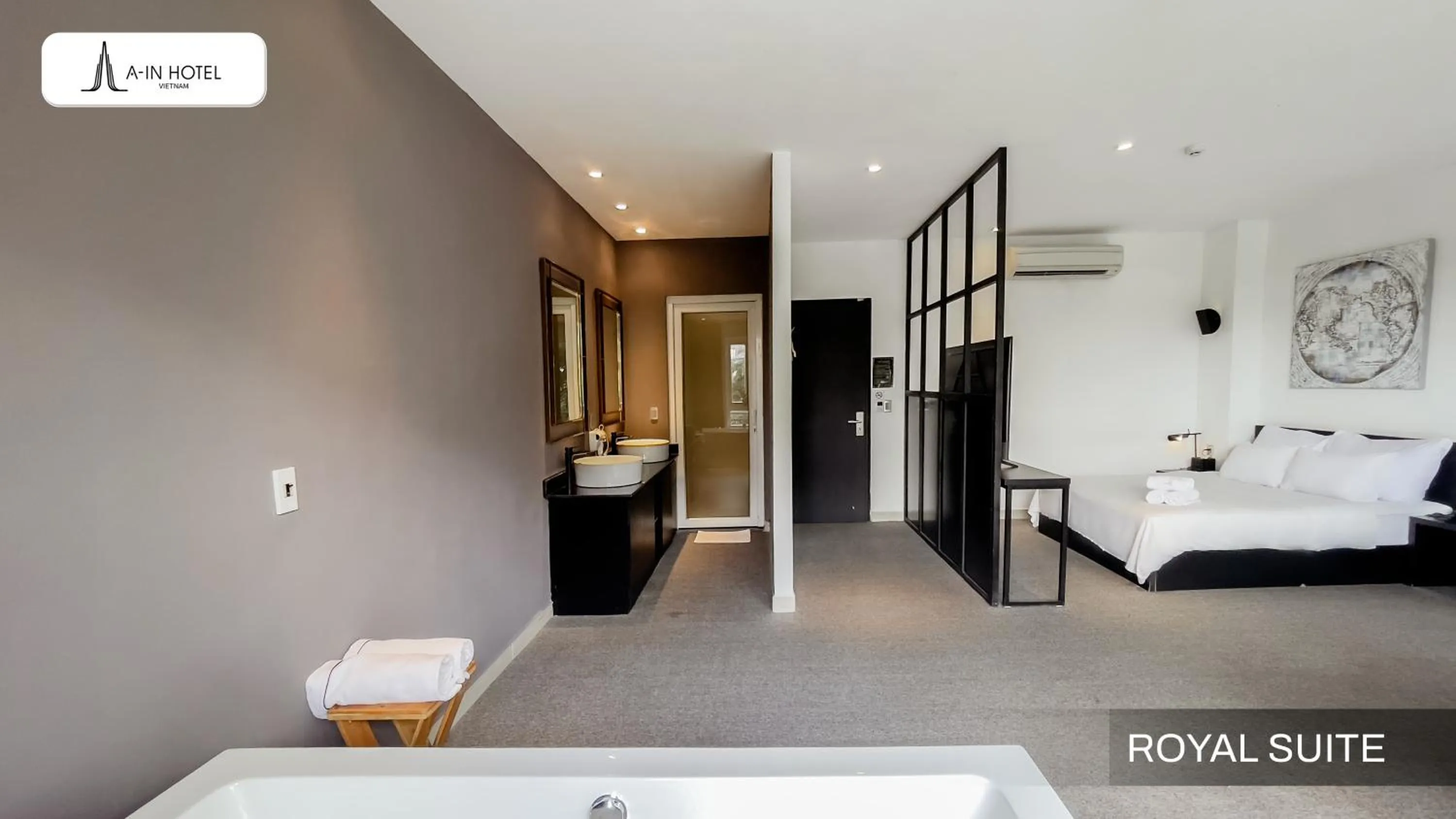 Bedroom, Bed in A In Hotel Riverside