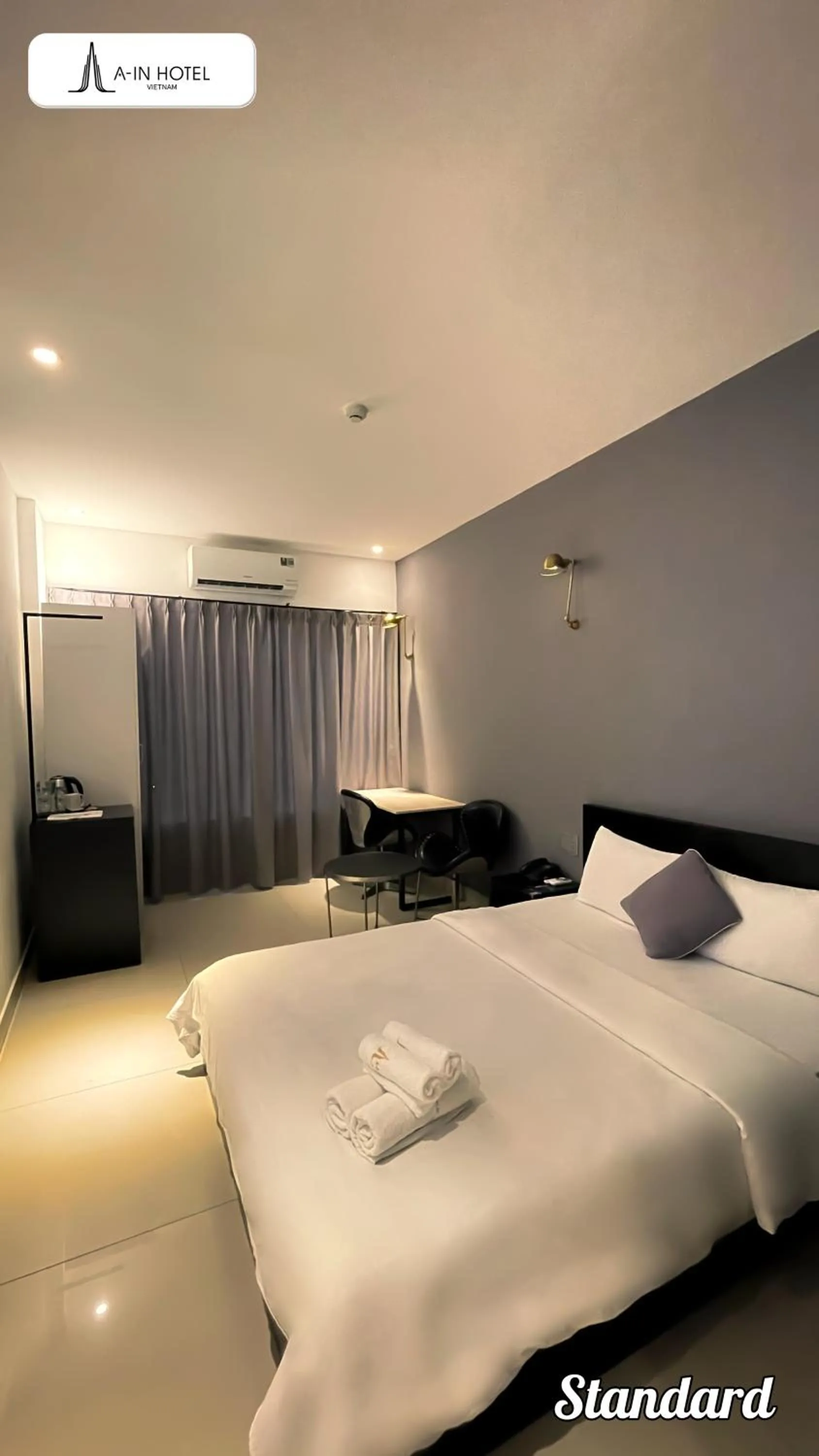 Bedroom, Bed in A In Hotel Riverside