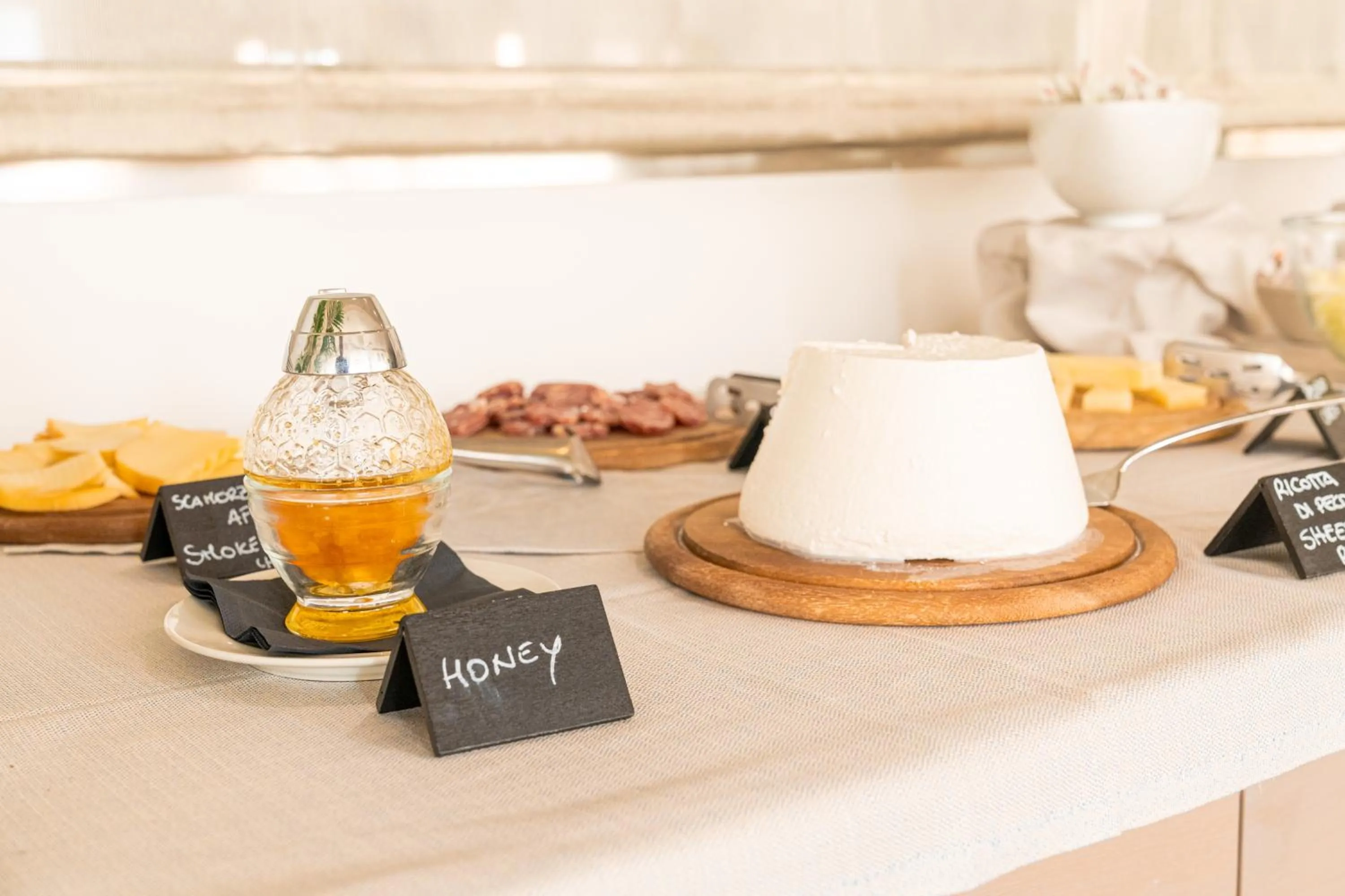 Buffet breakfast in Mercure Olbia