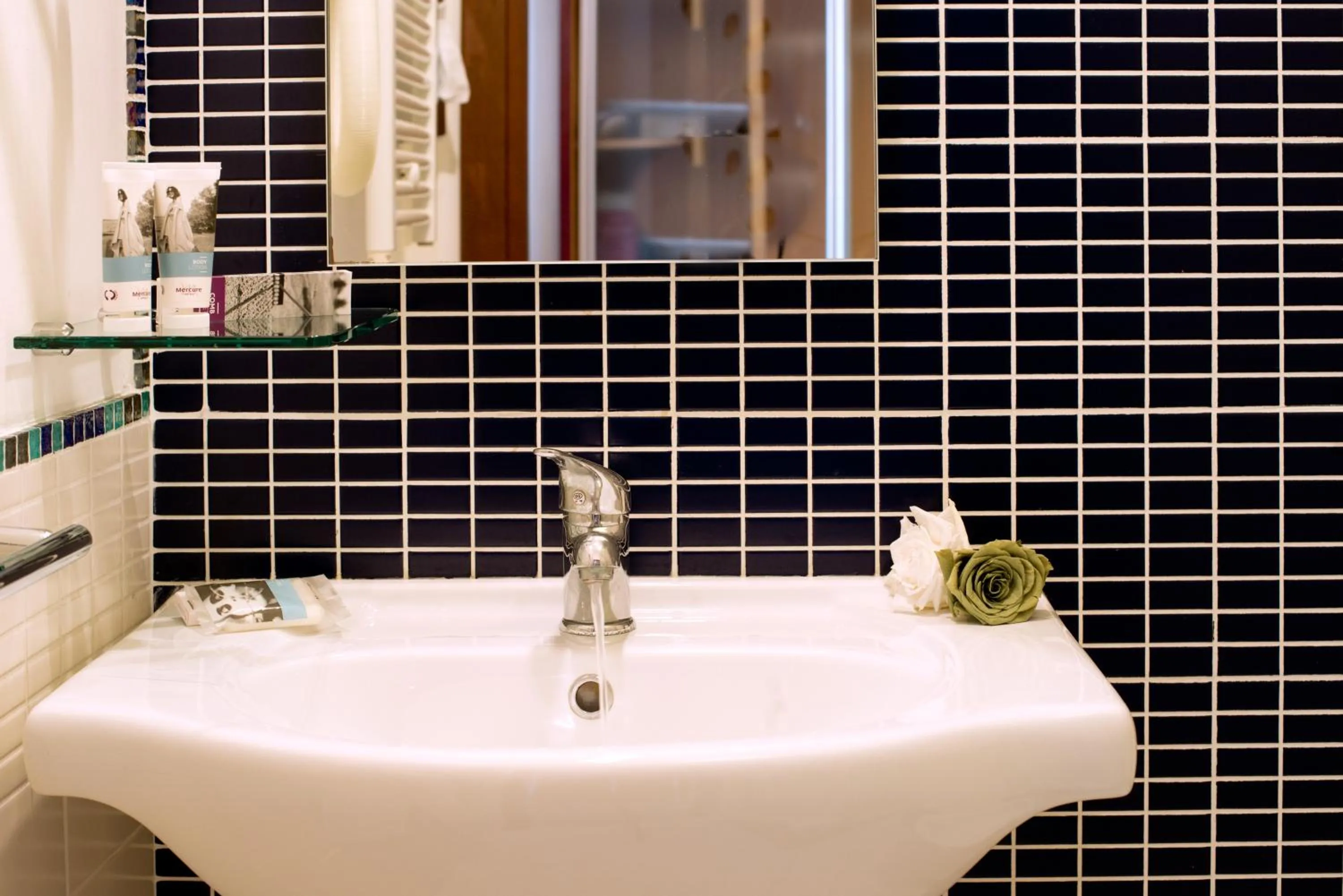 Bathroom in Mercure Olbia