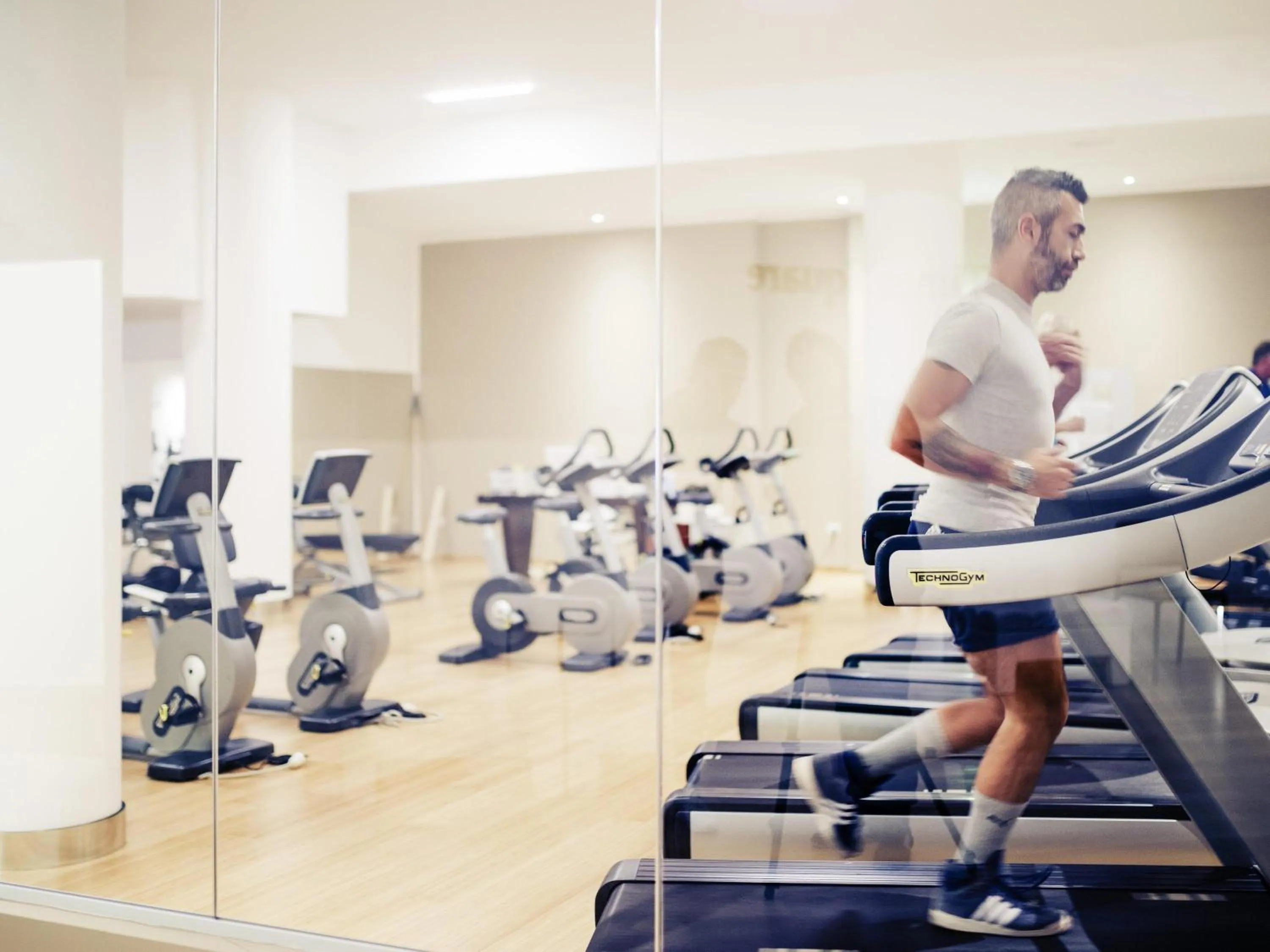 Fitness centre/facilities in Mercure Olbia