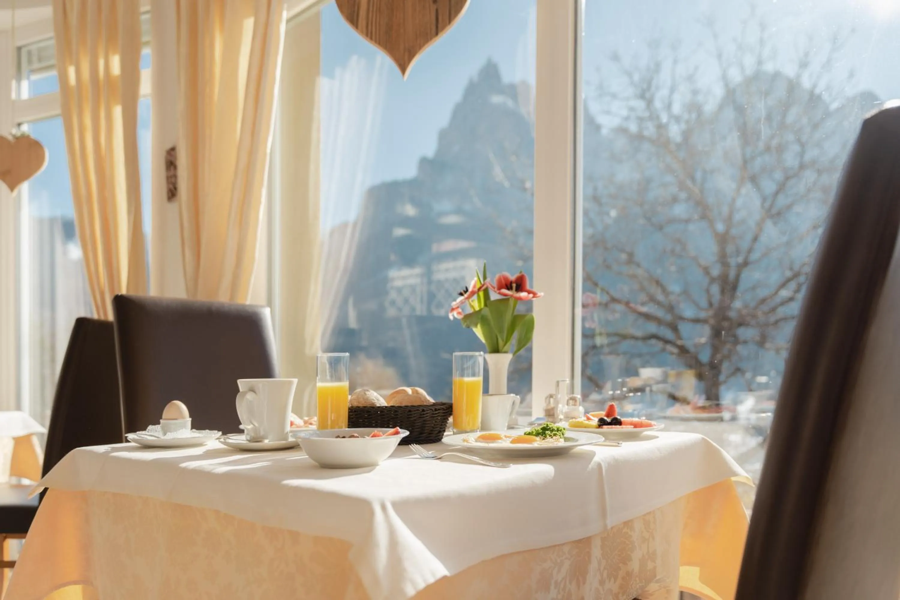 Breakfast in Mirabell Alpine Garden Resort & Spa