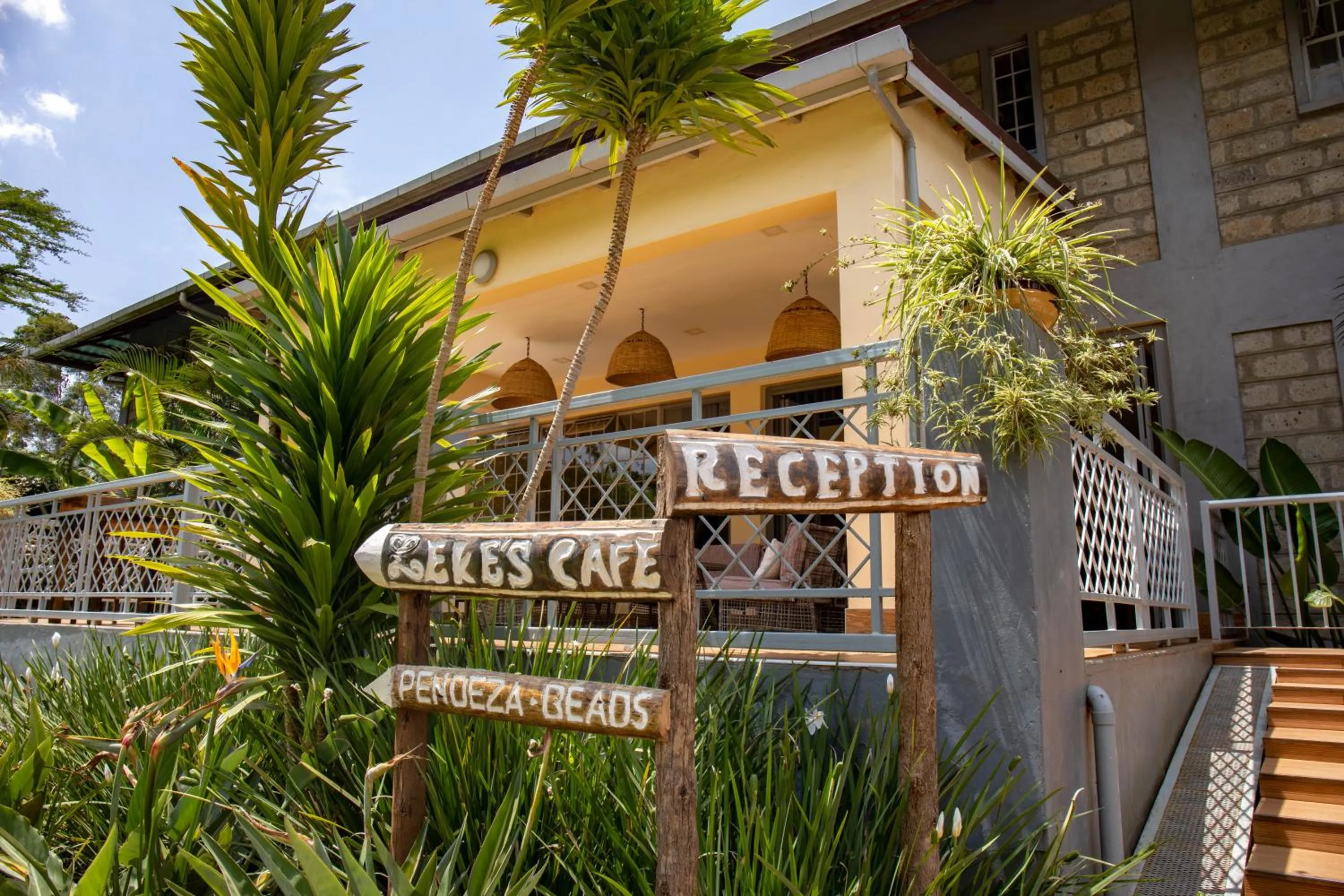 Facade/entrance in Acacia Tree Lodge