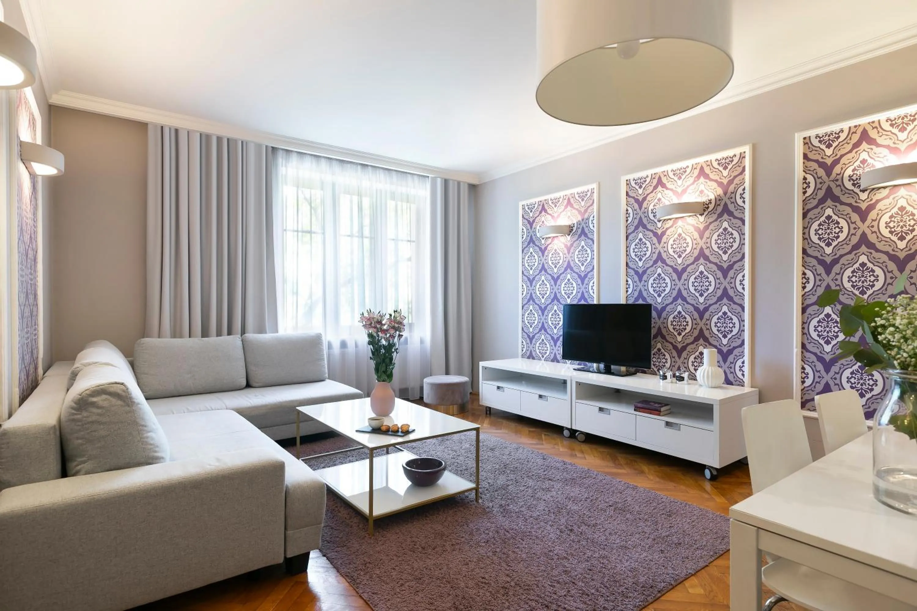 Communal lounge/ TV room in Liv'Inn Aparthotel