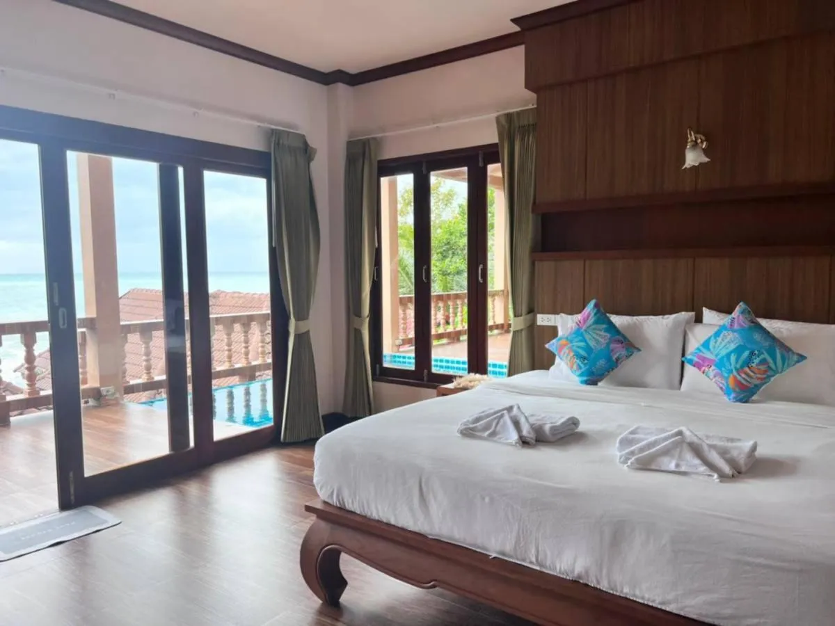 View (from property/room), Bed in Haad Yao Bayview Resort & Spa - SHA plus Certified