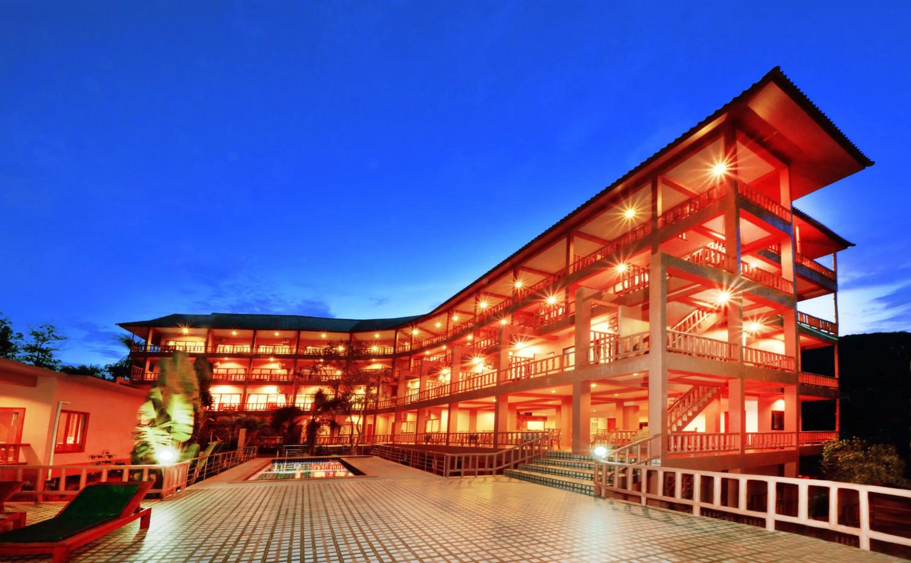 Facade/entrance in Haad Yao Bayview Resort & Spa - SHA plus Certified