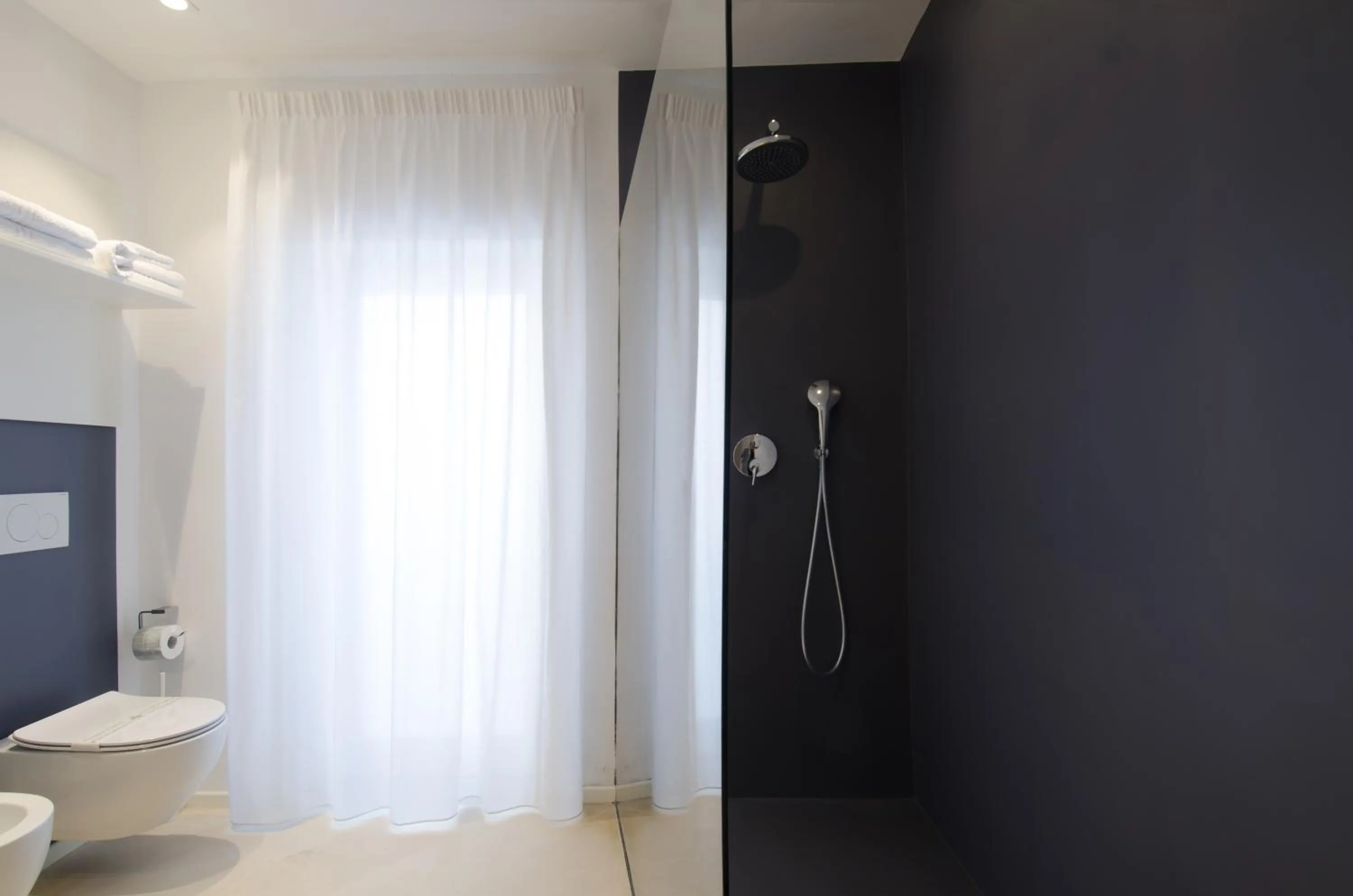 Bathroom in Ortigia Bed And Breakfast