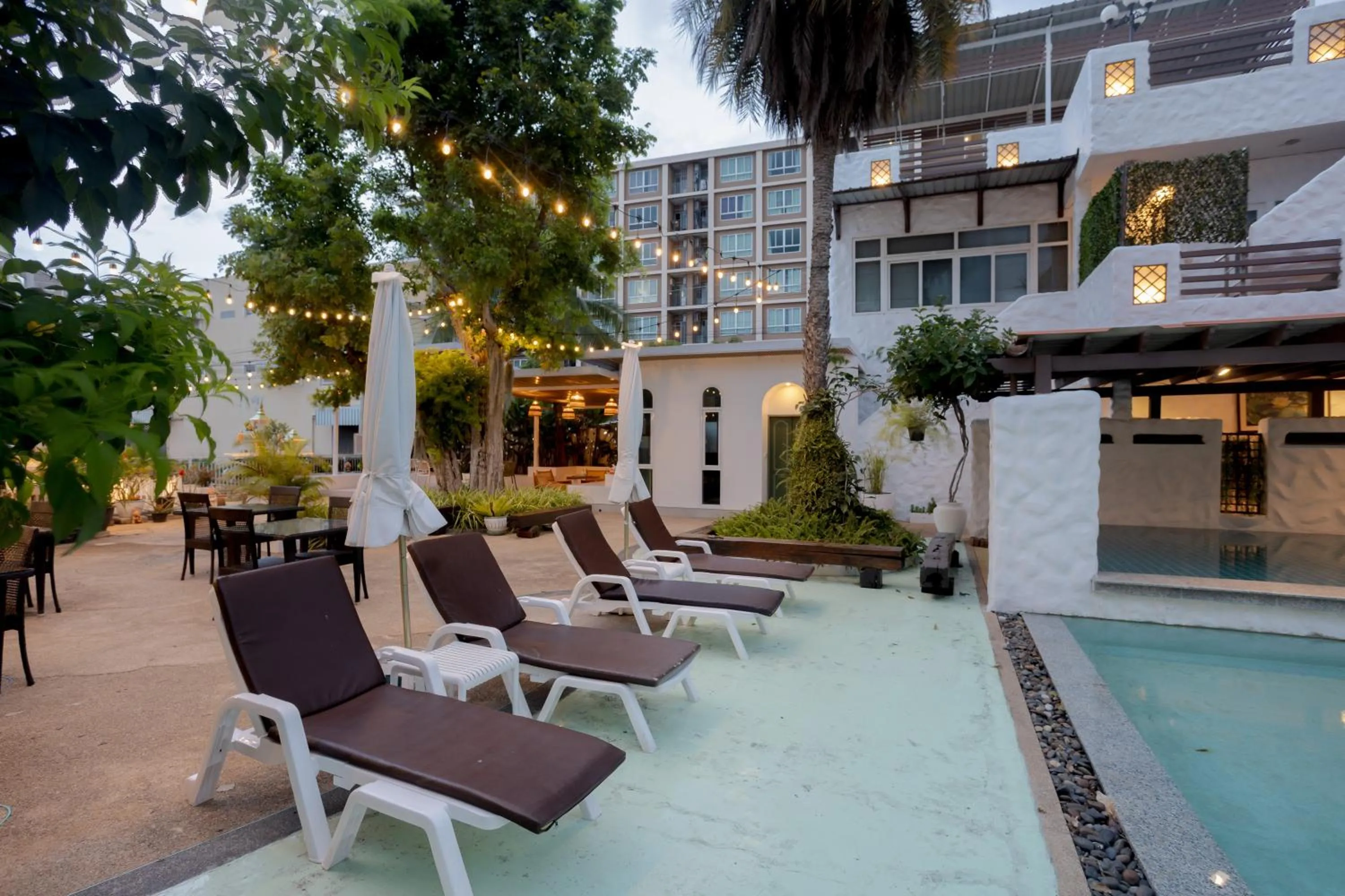 Swimming pool in My Way Hua Hin Music Hotel SHA Extra Plus