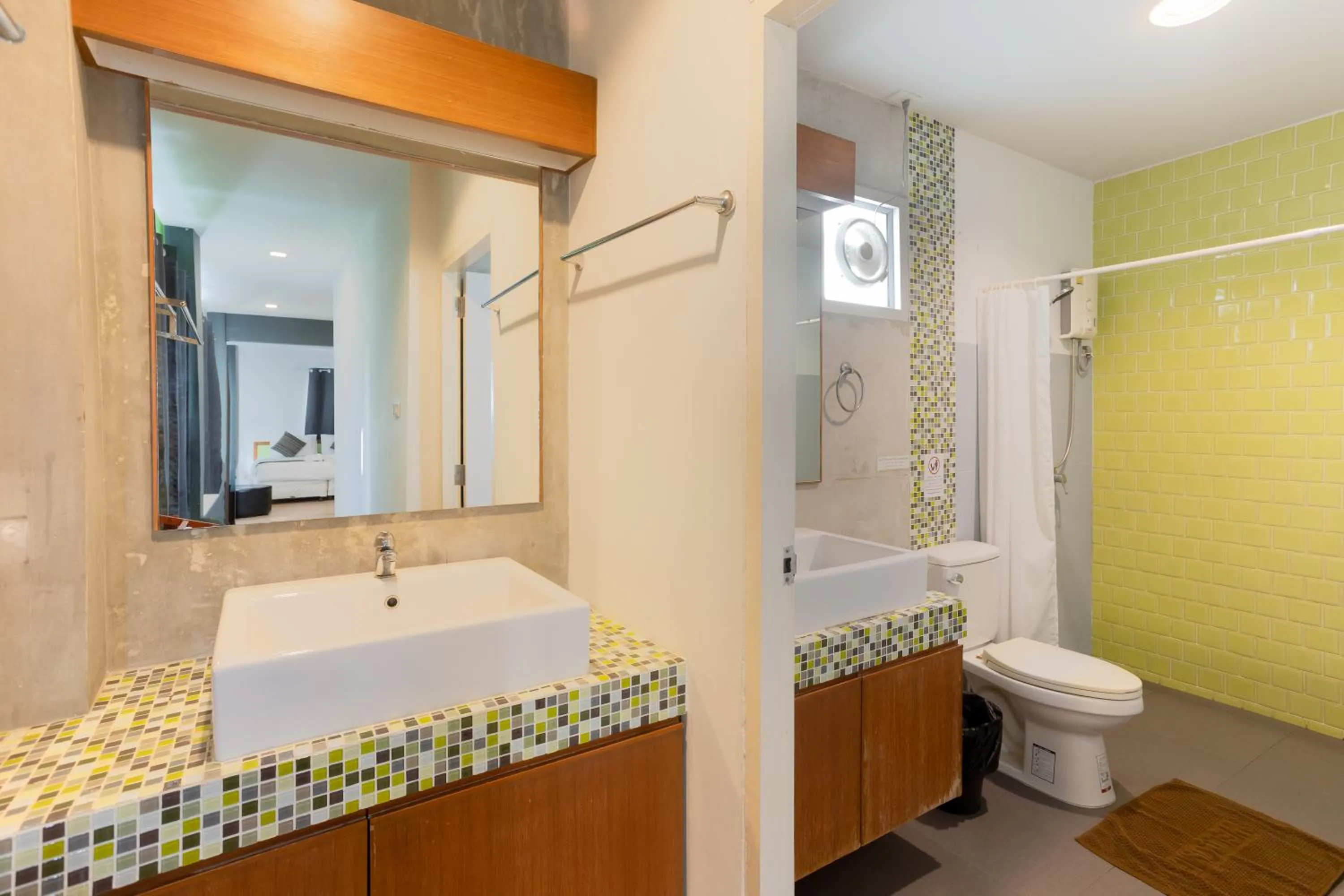 Shower in My Way Hua Hin Music Hotel SHA Extra Plus