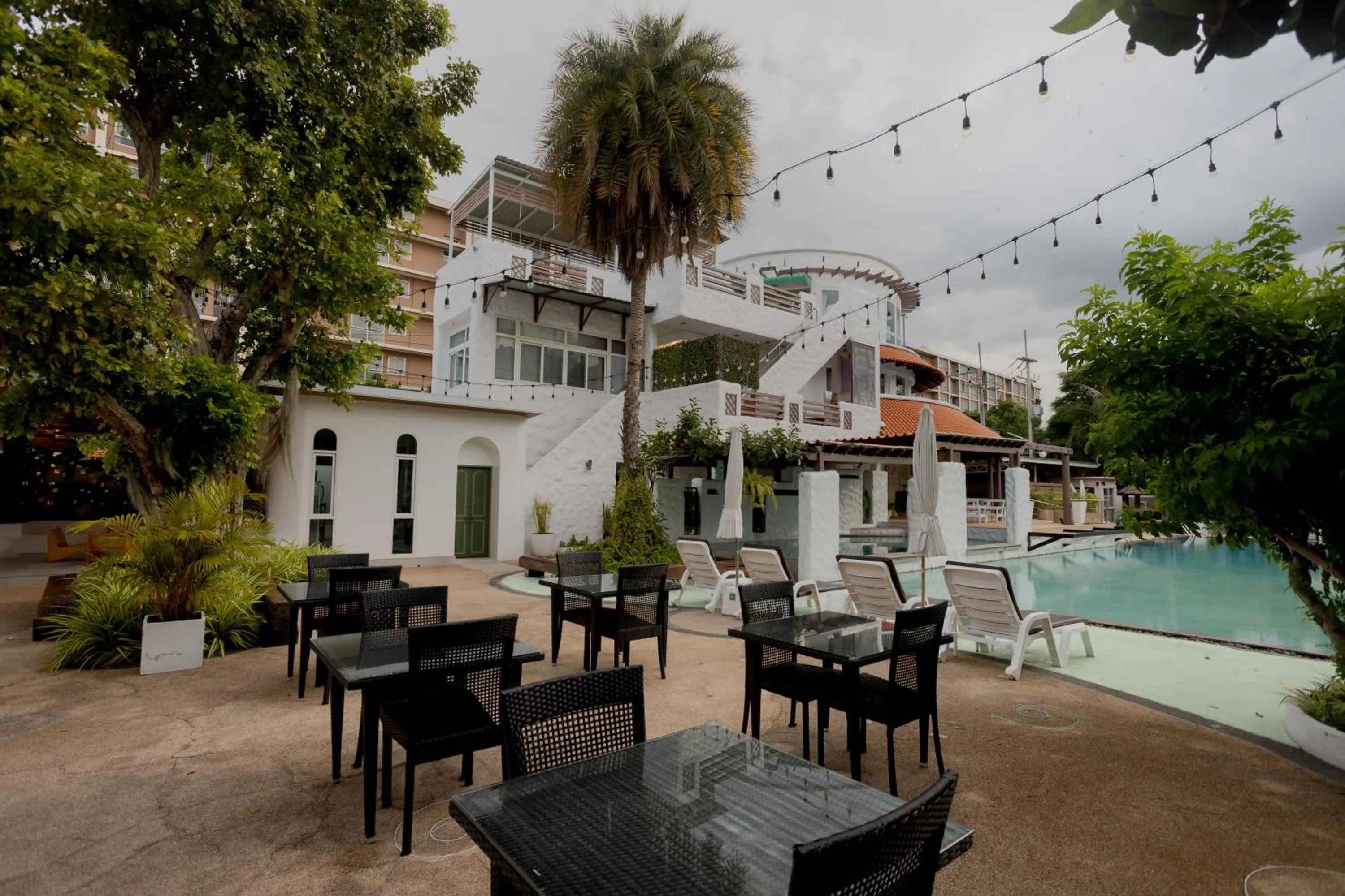 Swimming pool in My Way Hua Hin Music Hotel SHA Extra Plus