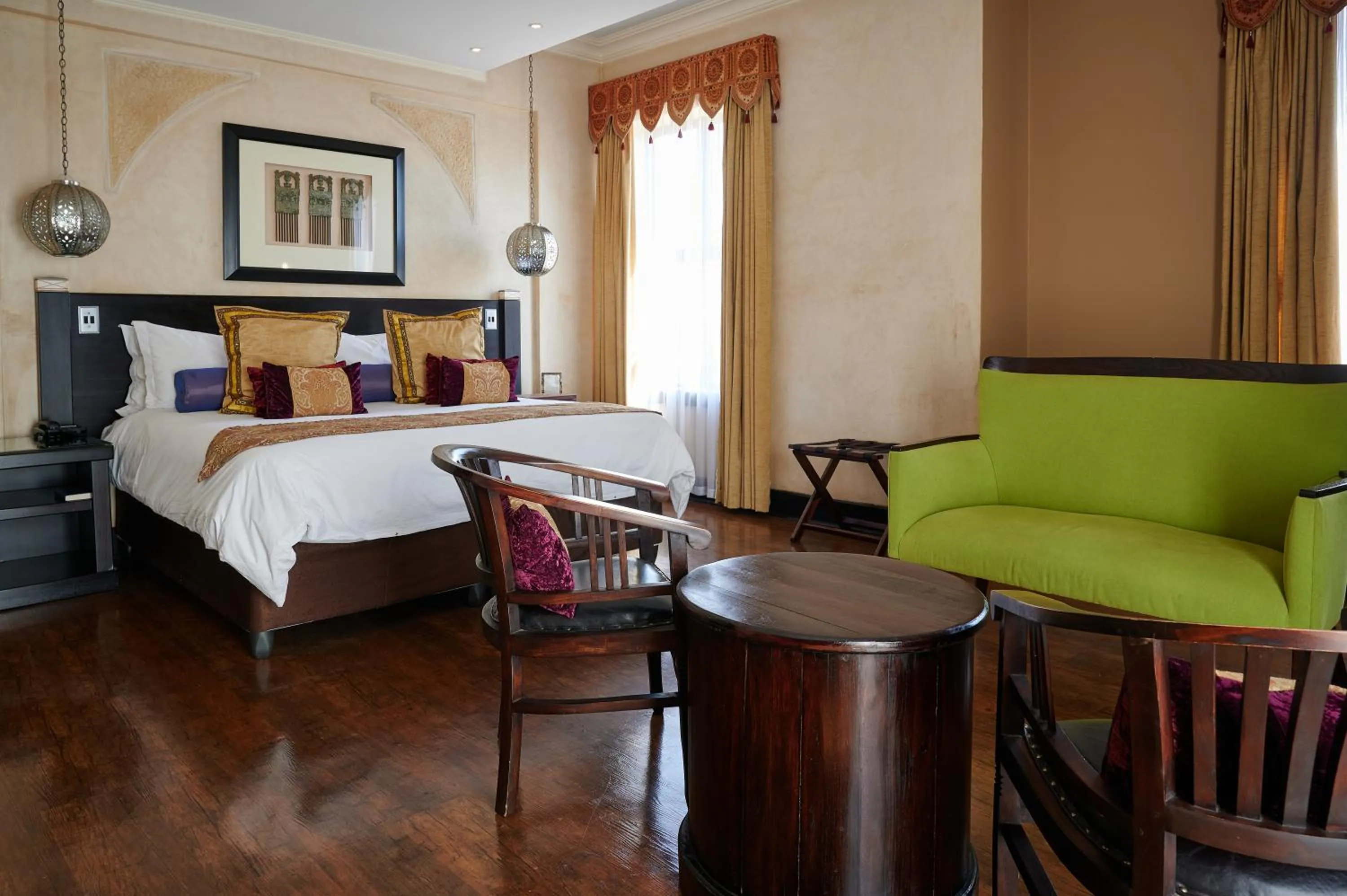 Bed in Tayfin Royale Hotel & Conference Centre