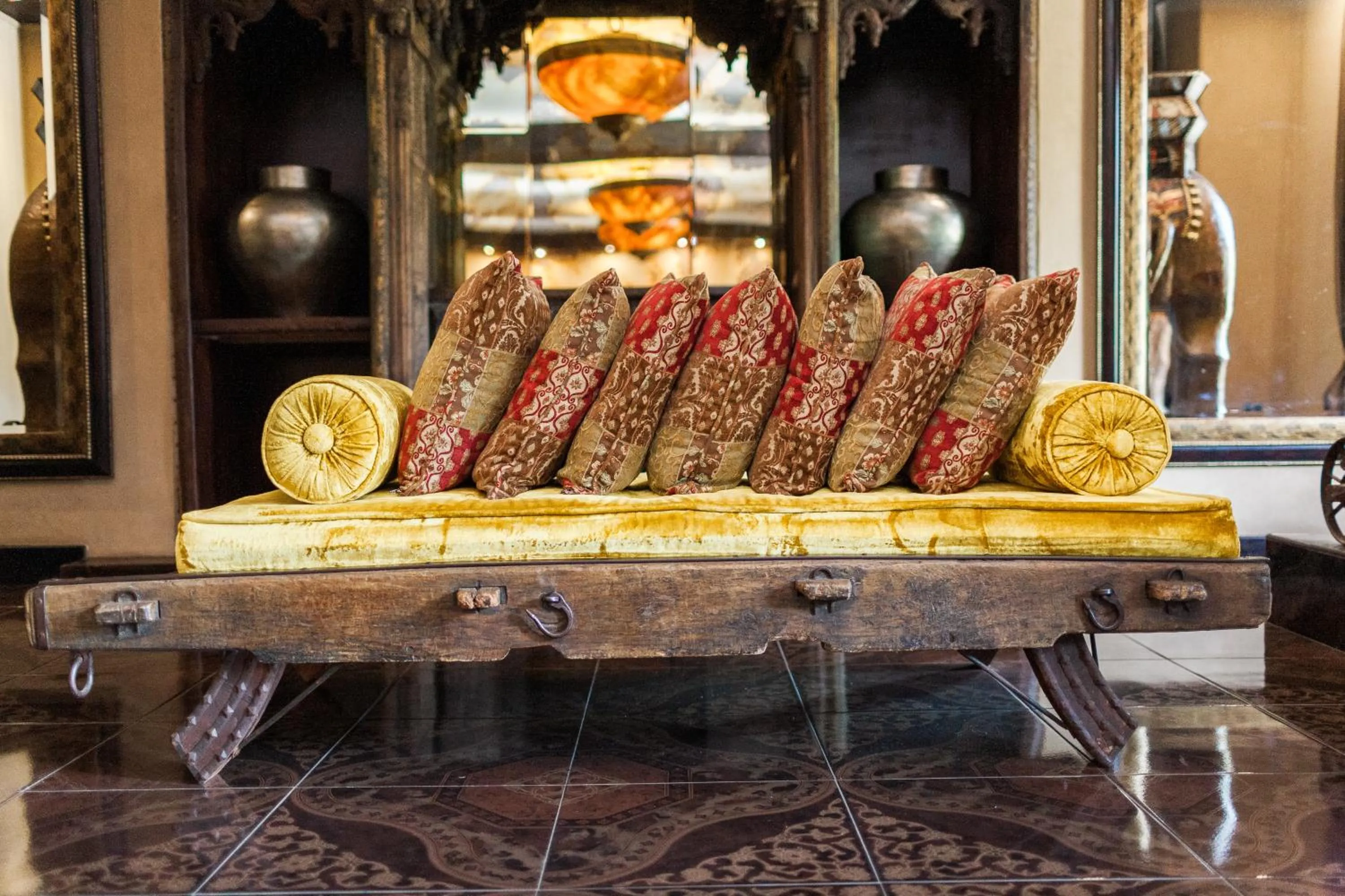 Decorative detail in Tayfin Royale Hotel & Conference Centre