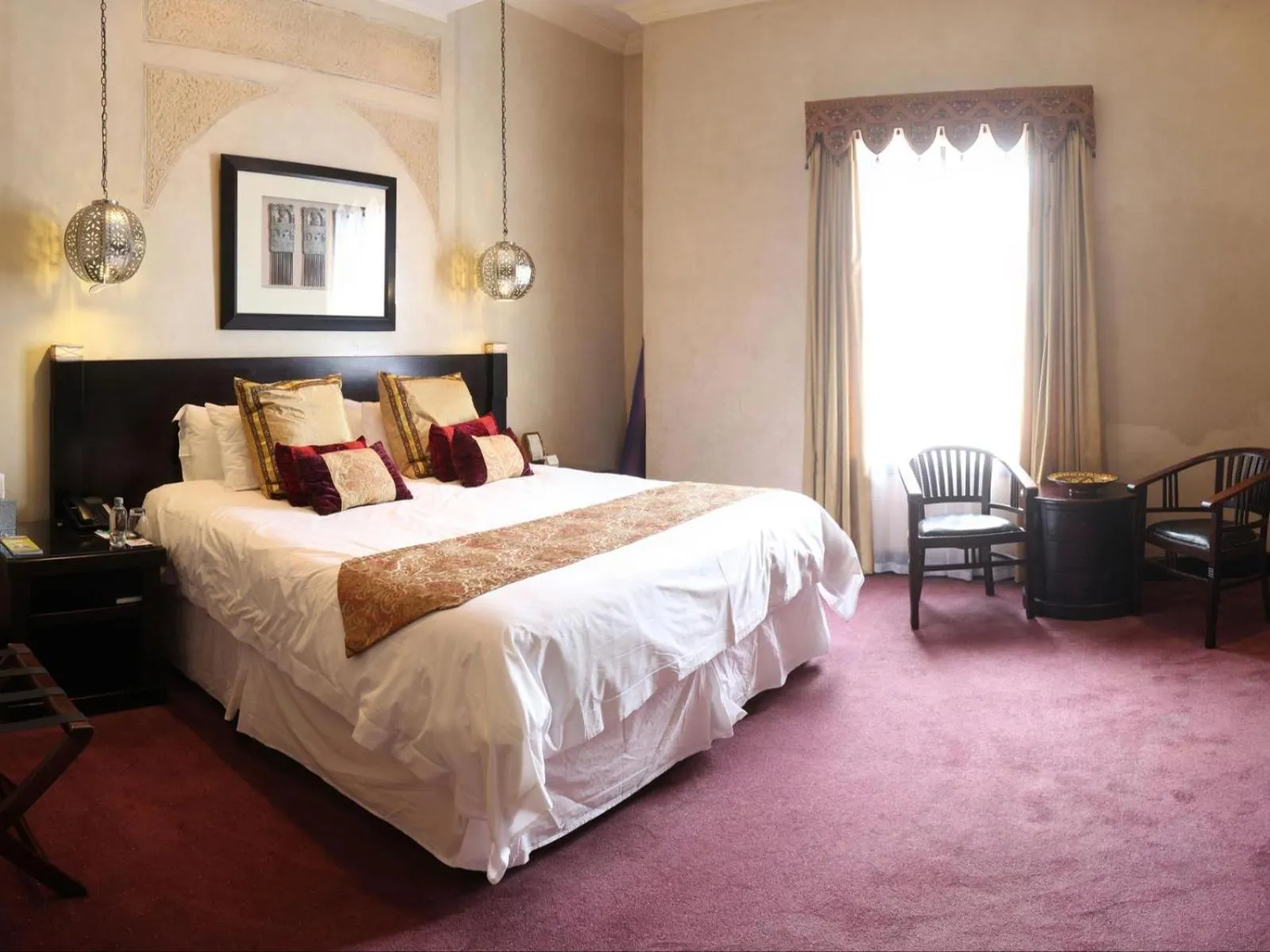 Bed in Tayfin Royale Hotel & Conference Centre