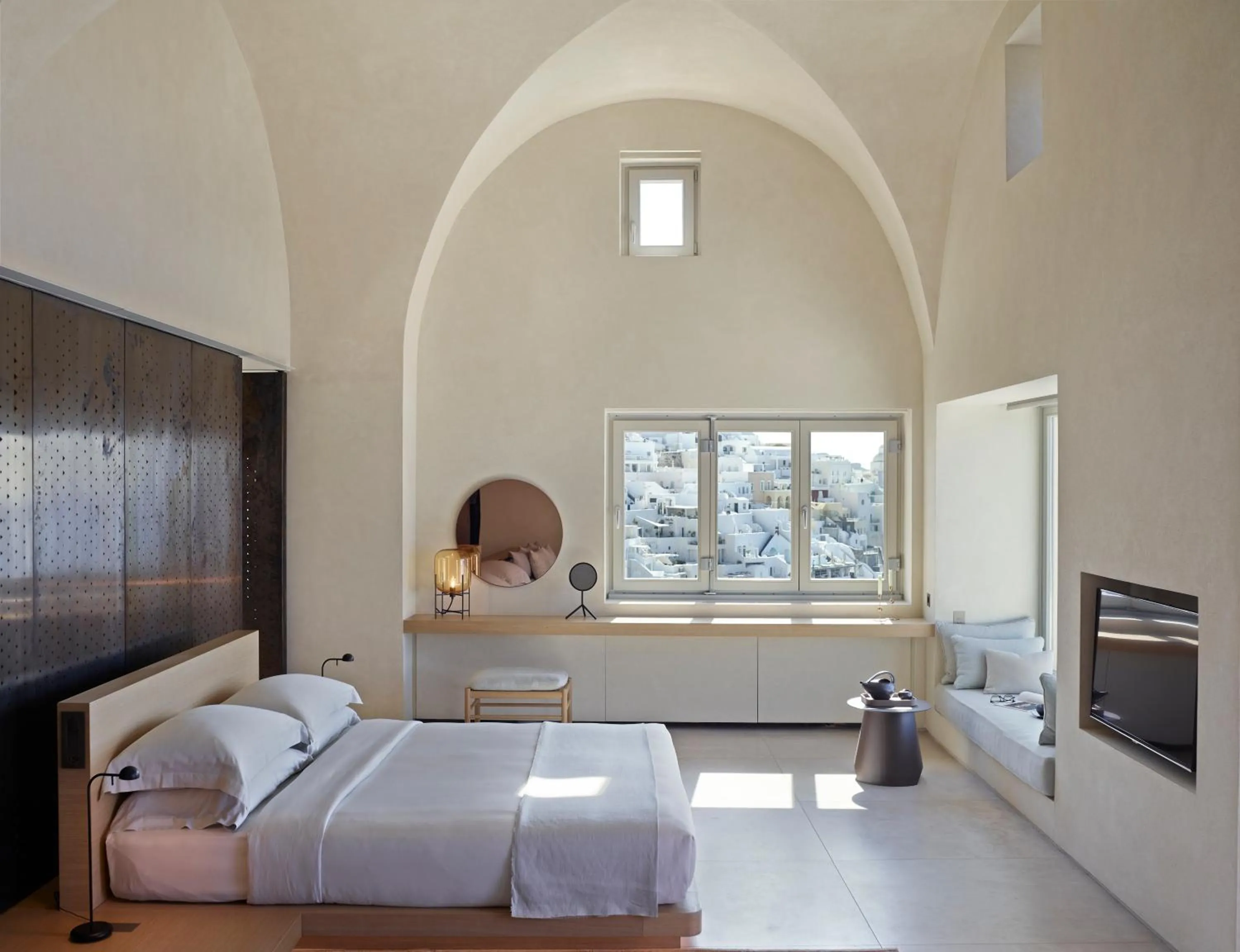 Photo of the whole room, Bed in Villa Bordeaux