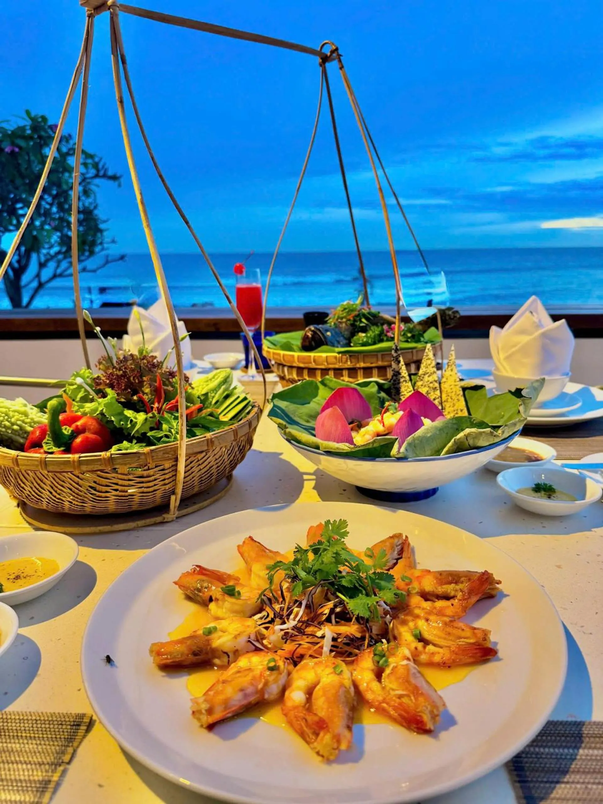 Food and drinks in Azerai Ke Ga Bay