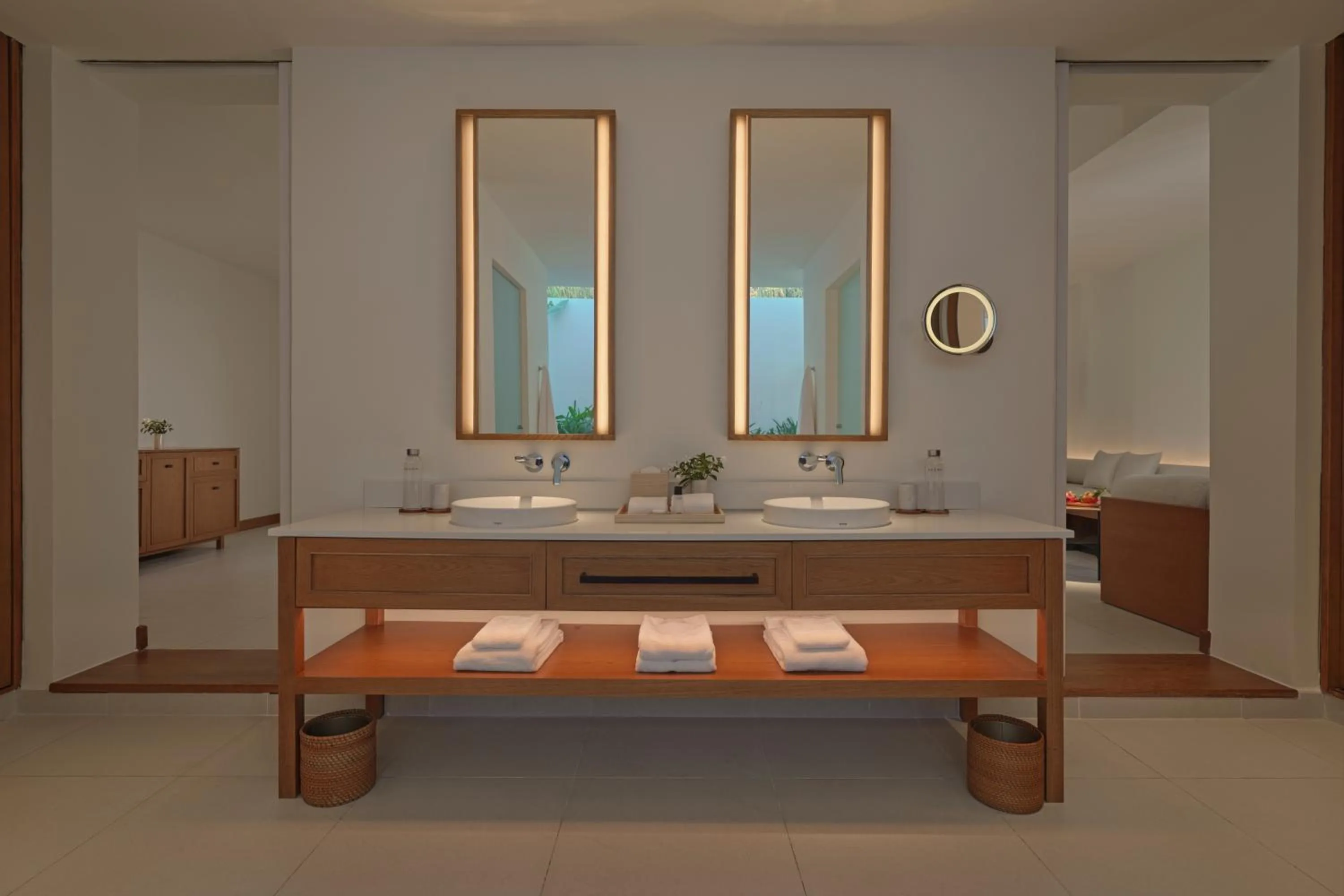 Toilet in Azerai Ke Ga Bay