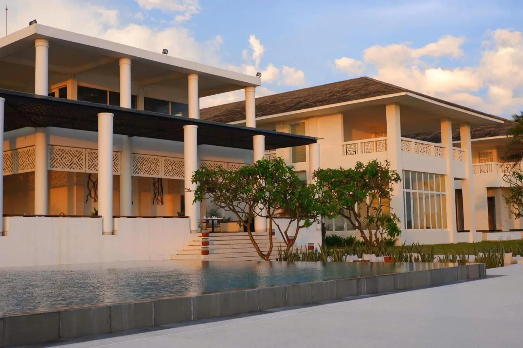 Property building in Azerai Ke Ga Bay