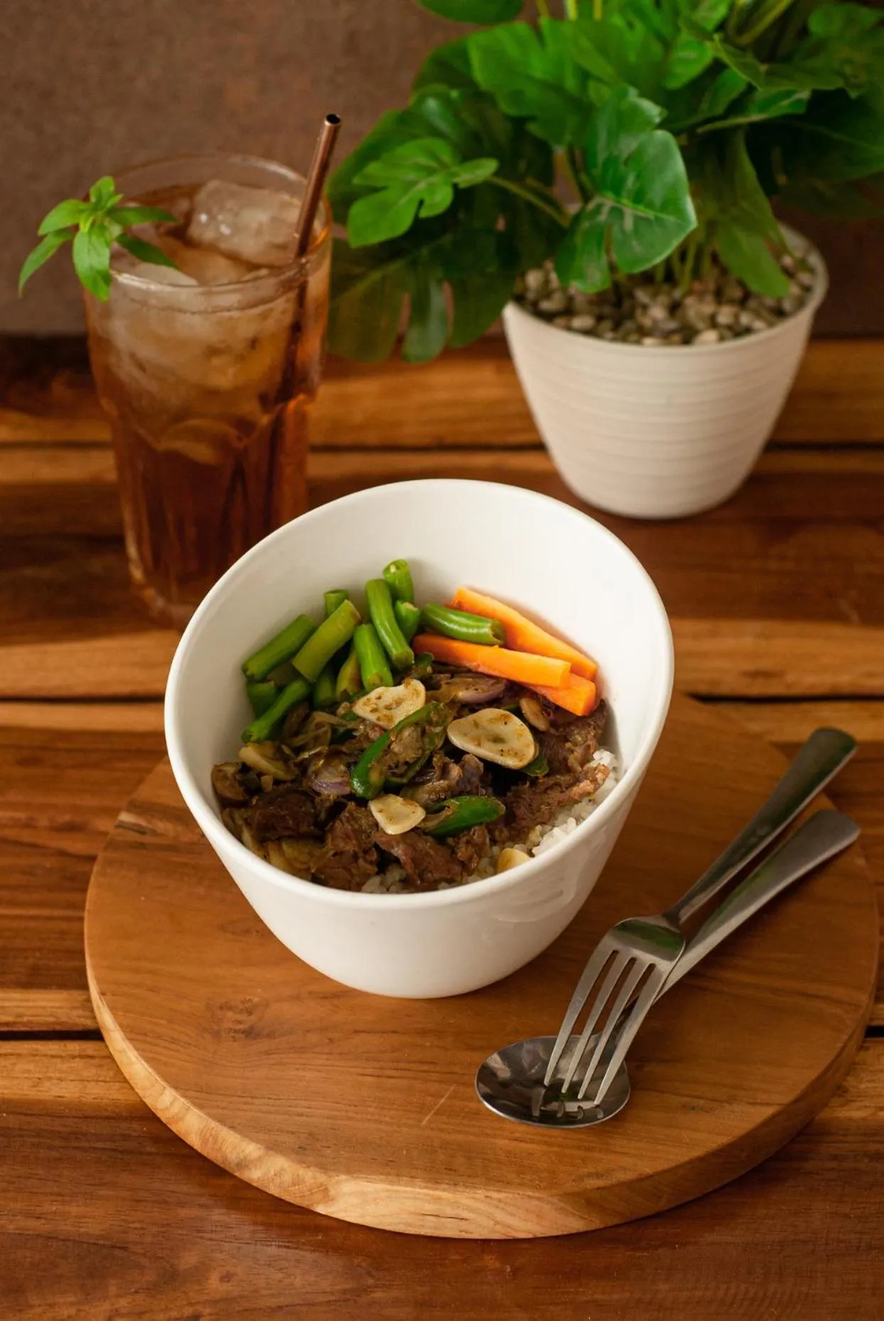 Restaurant/places to eat in Green Red Hotel Syariah Jombang