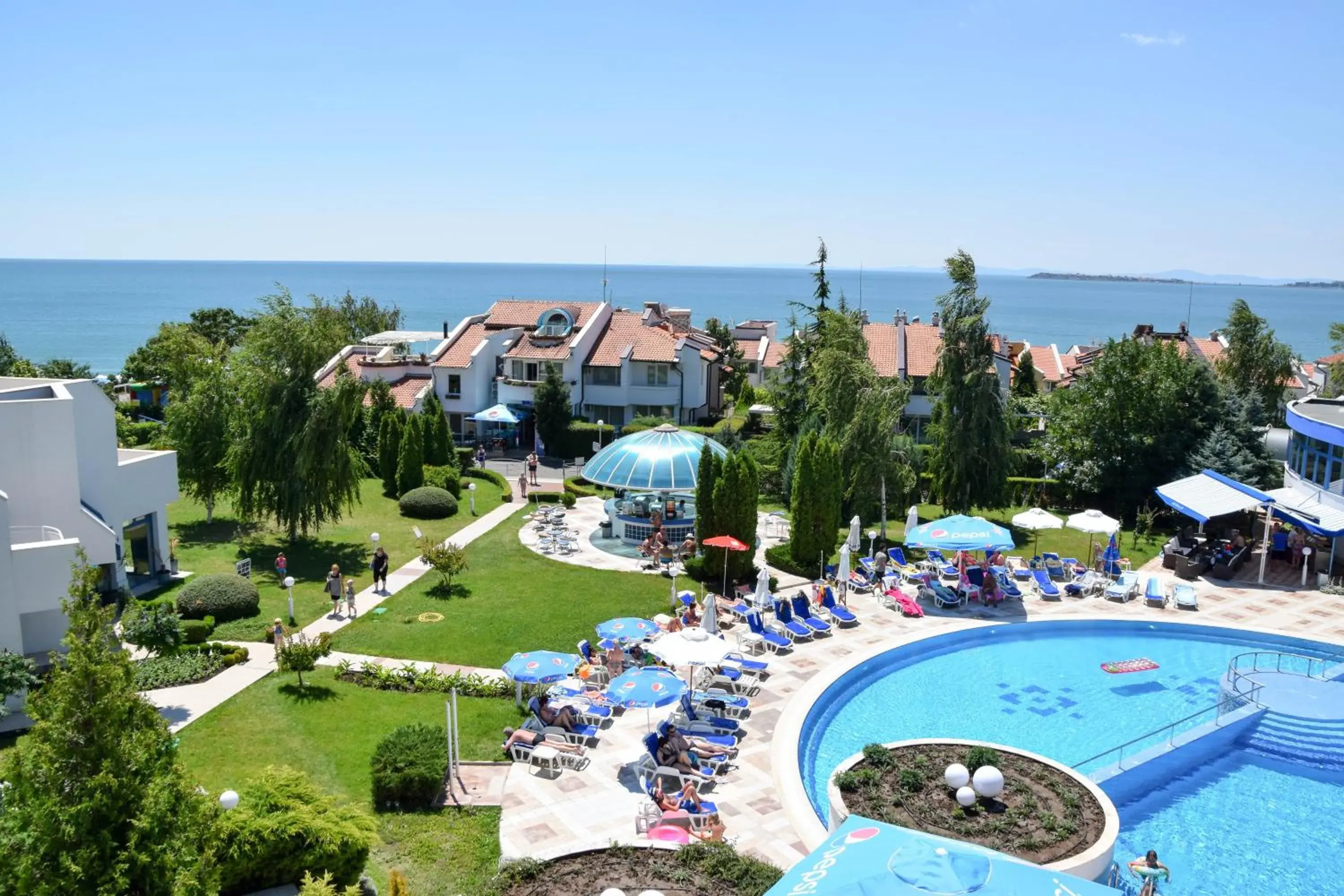 Basic Triple Room in Sineva Park Hotel - All Inclusive Basic Triple Room in Sineva Park Hotel - All Inclusive