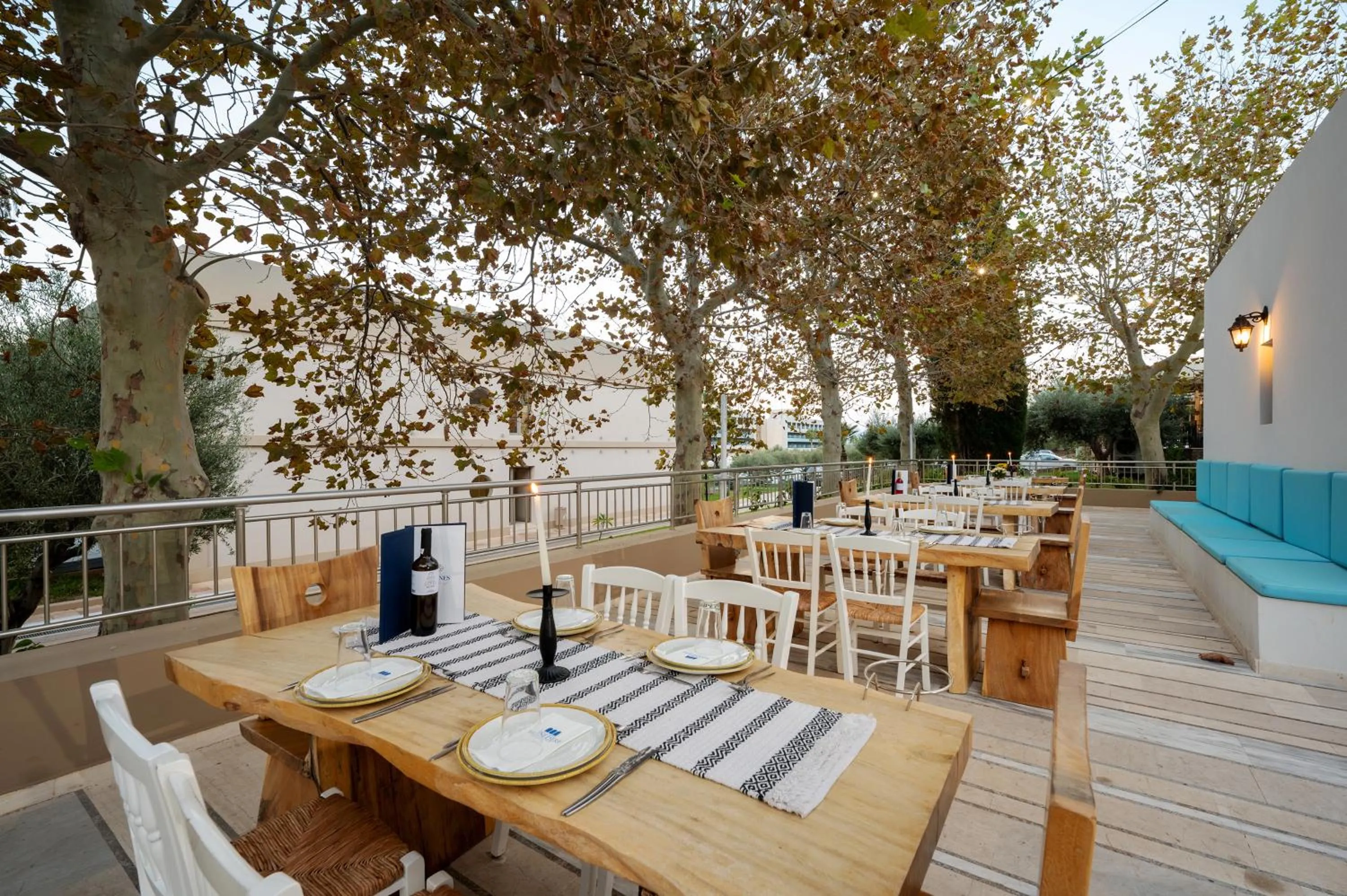 Restaurant/places to eat in Royal & Imperial Belvedere Resort