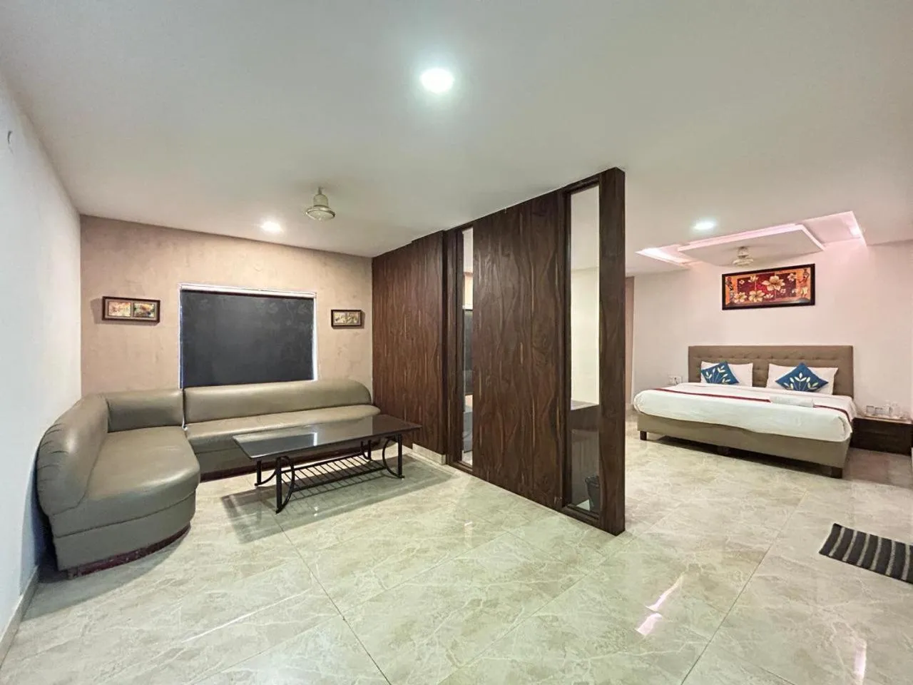 Bed in The Himalaya Park