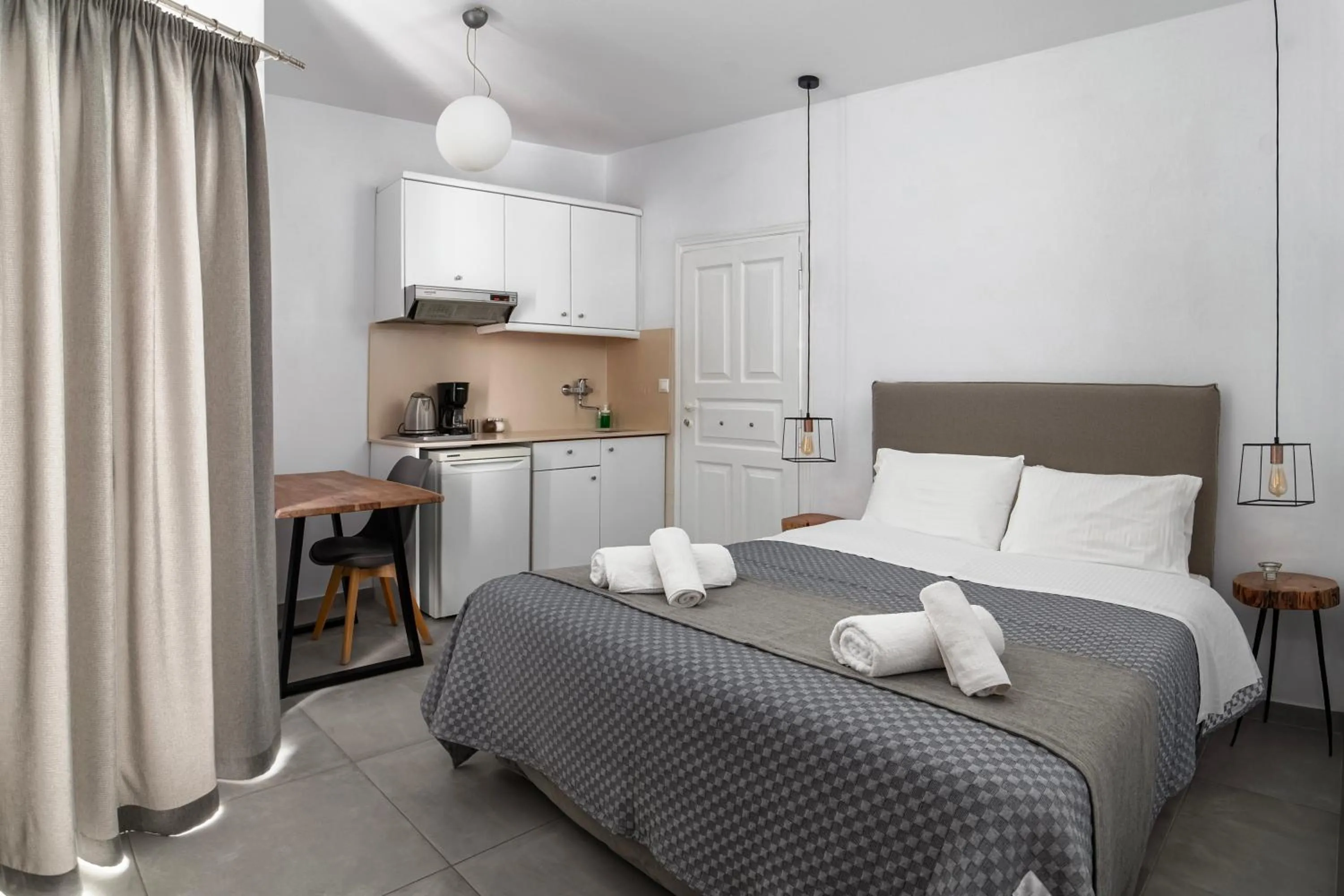 Bed in Alkyoni Studios