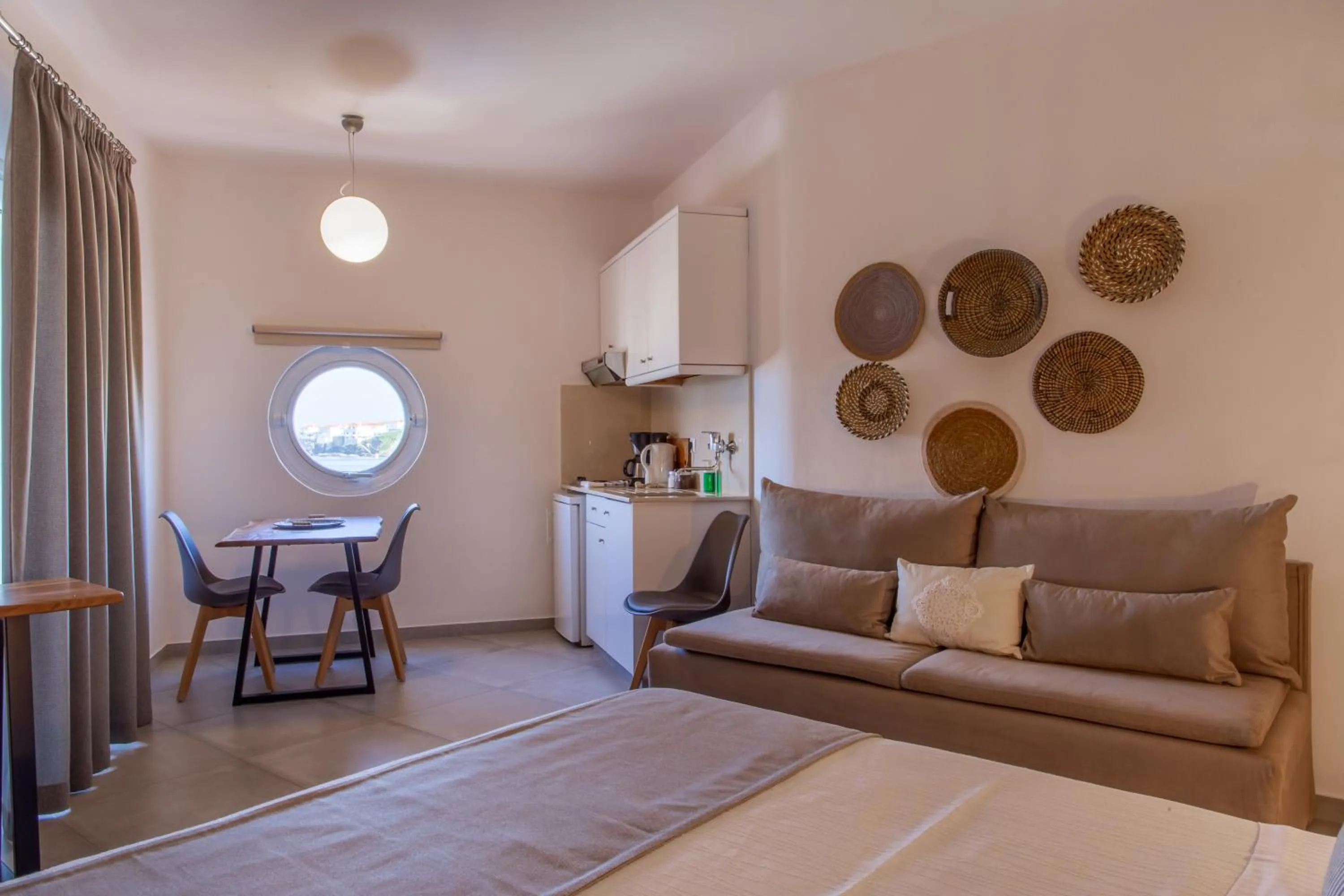 Bed in Alkyoni Studios