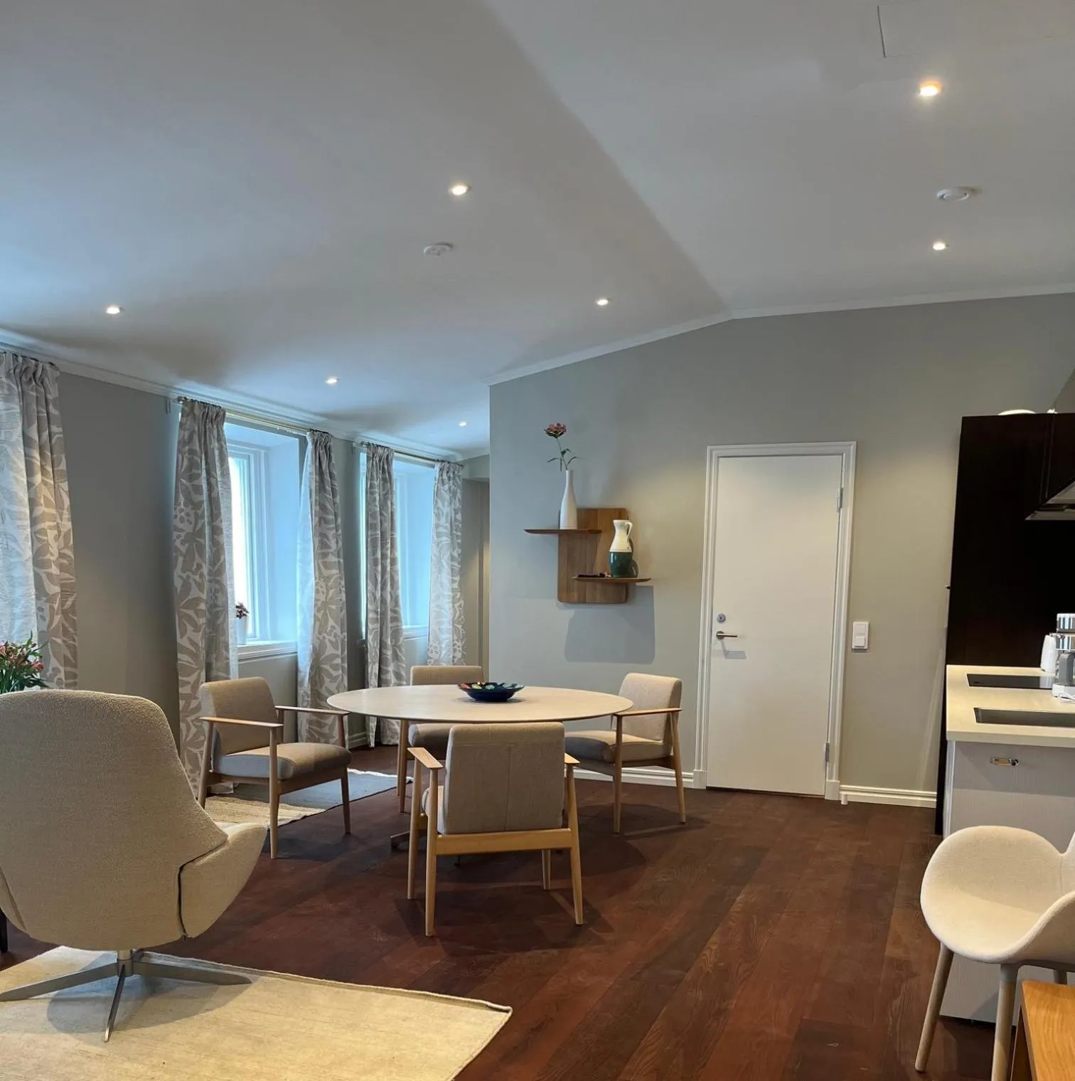 TV and multimedia in DA Hotel Apartments