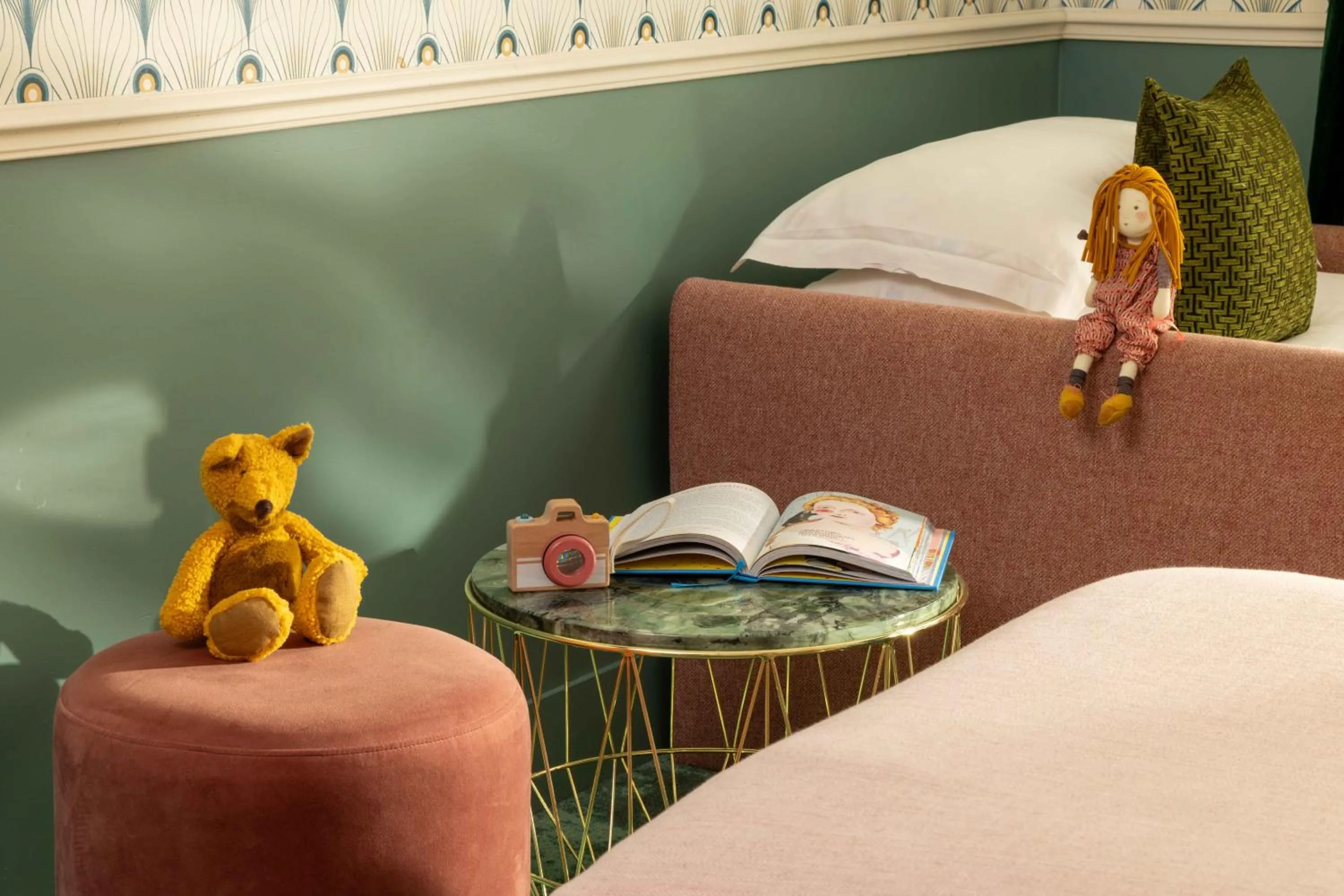 Bedroom, Bed in Hôtel Léna