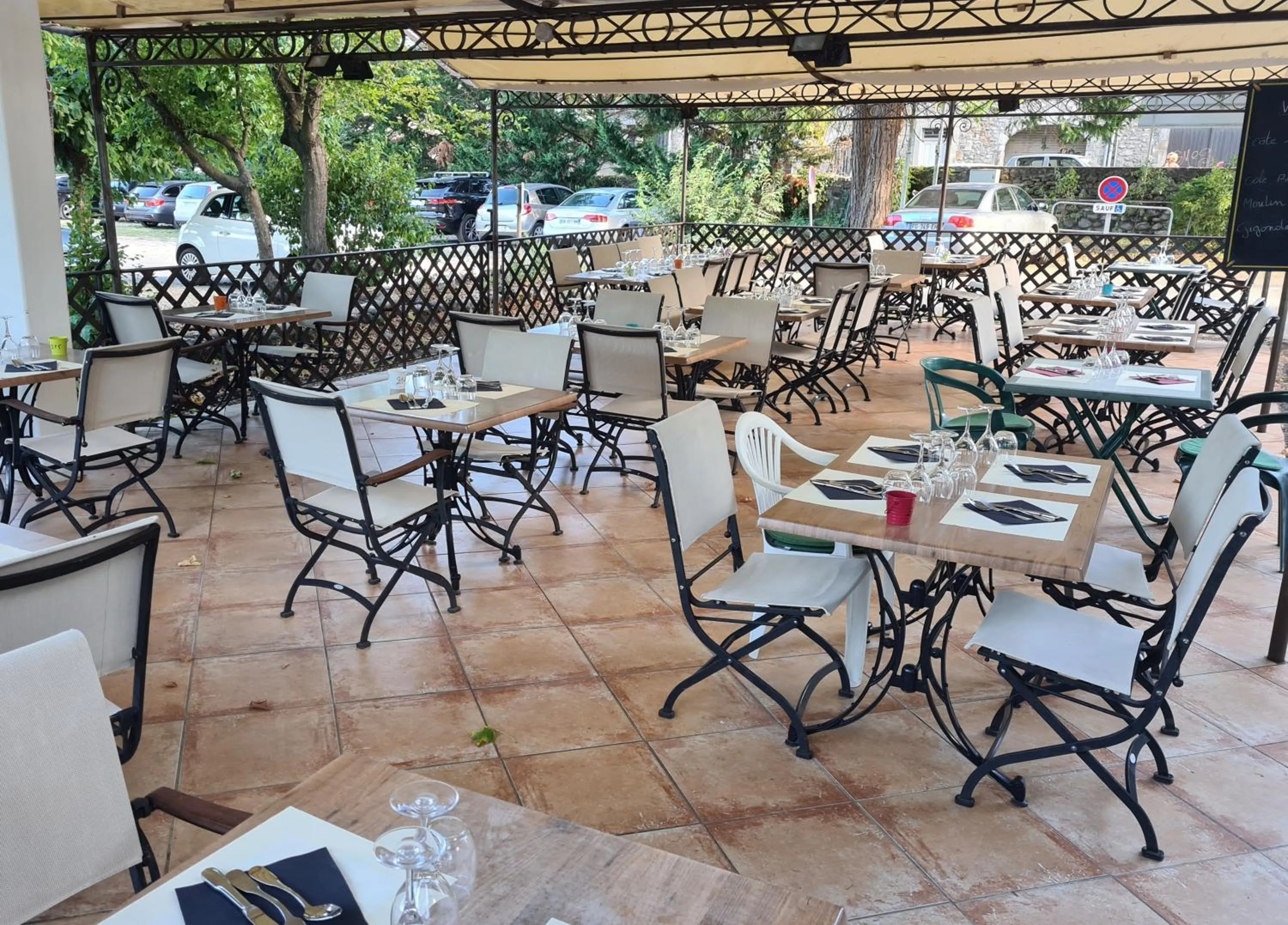 Balcony/Terrace in Logis Hôtel Restaurant Les Cèdres