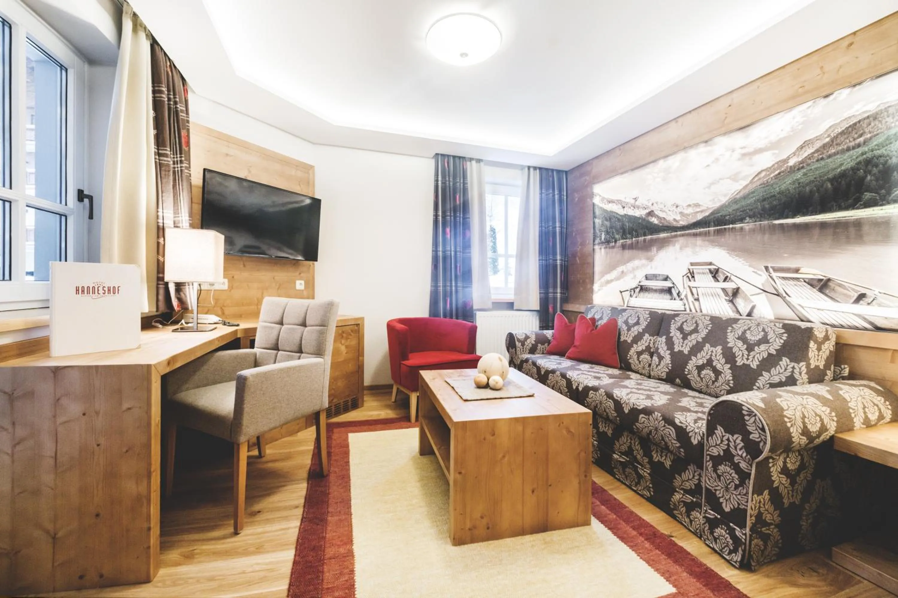 Photo of the whole room, Bed in Familien- und Wellnesshotel Hanneshof