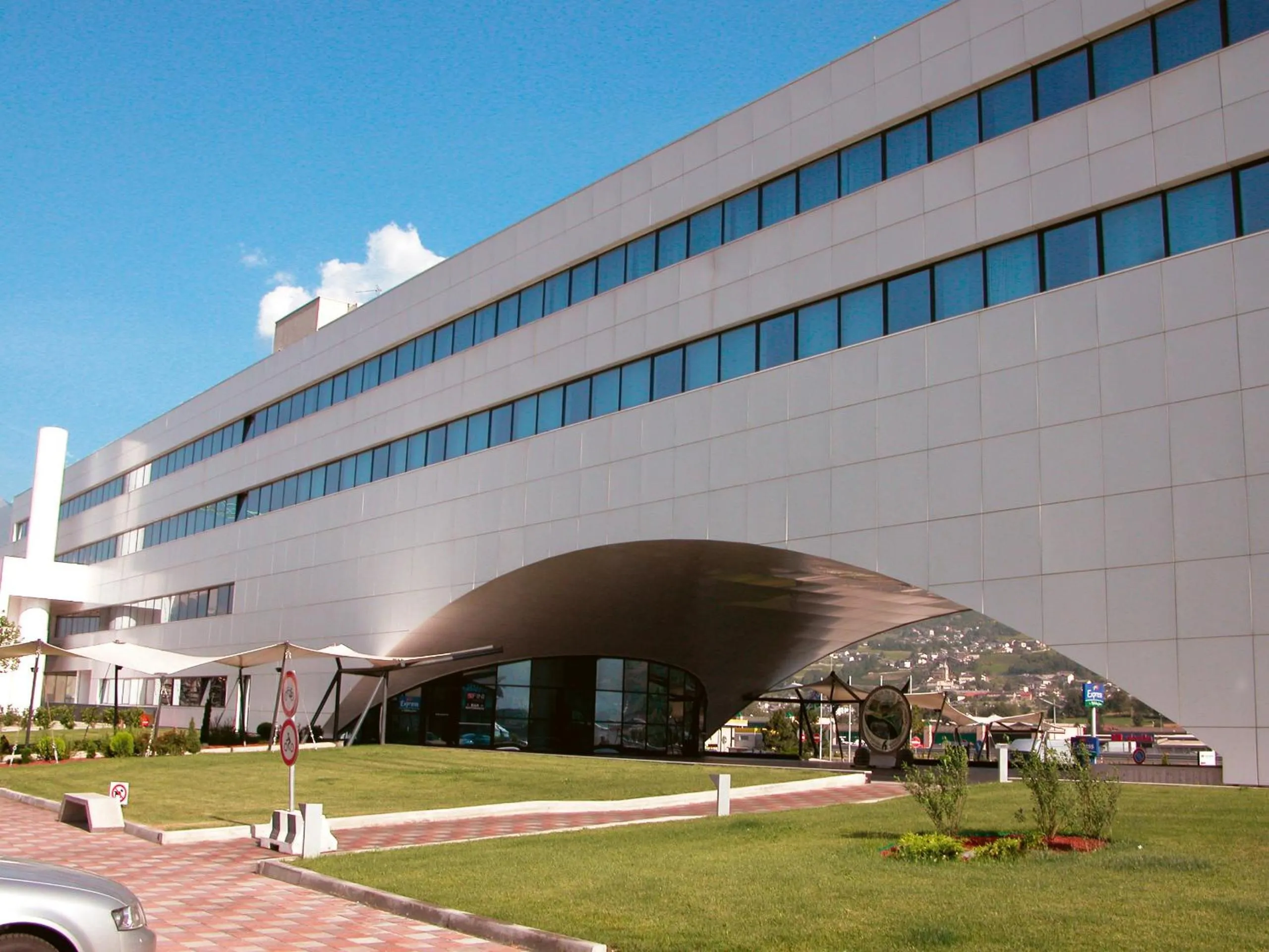 Property building in Hotel Express Aosta East
