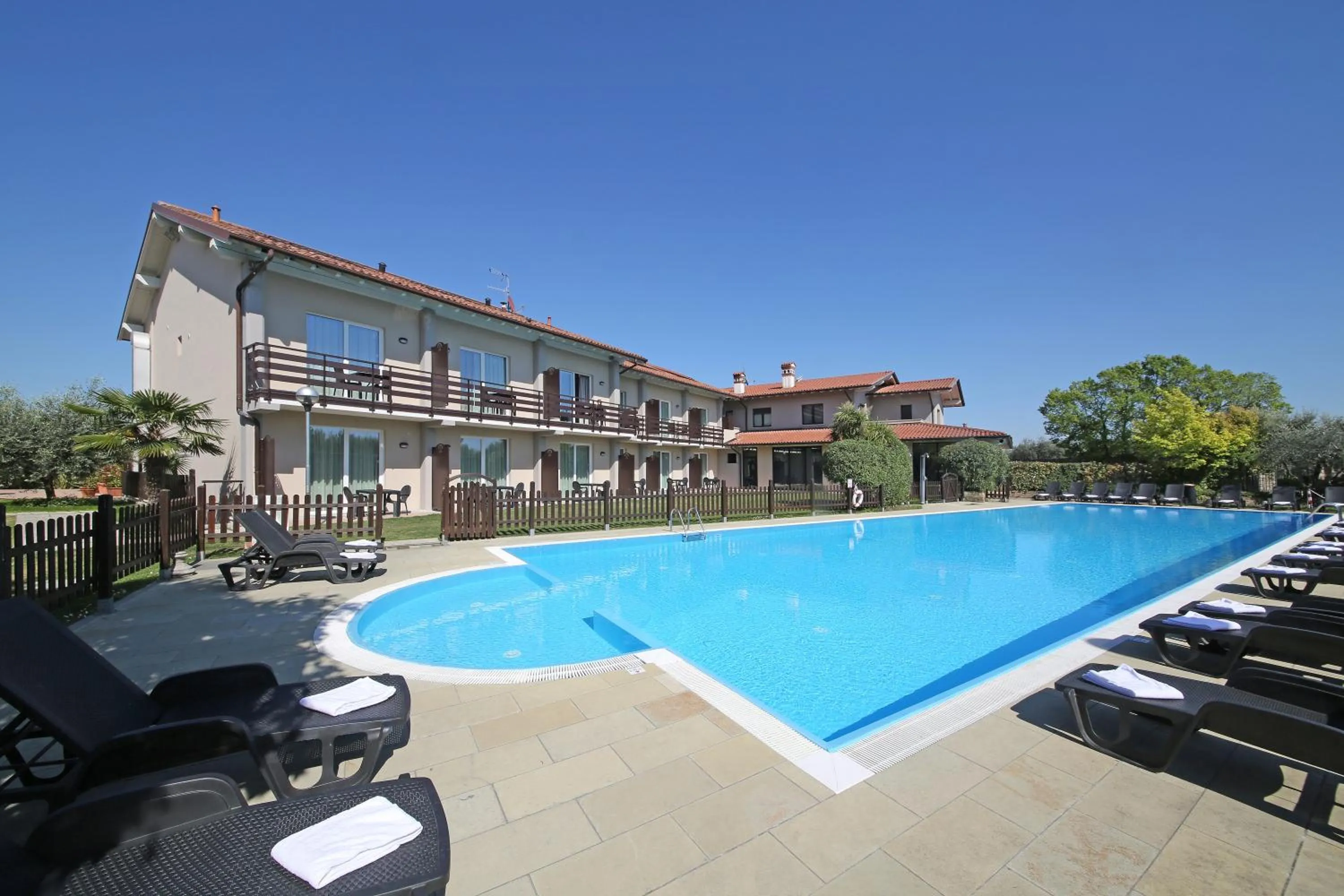 Swimming pool in Spa Hotel Splendid Sole