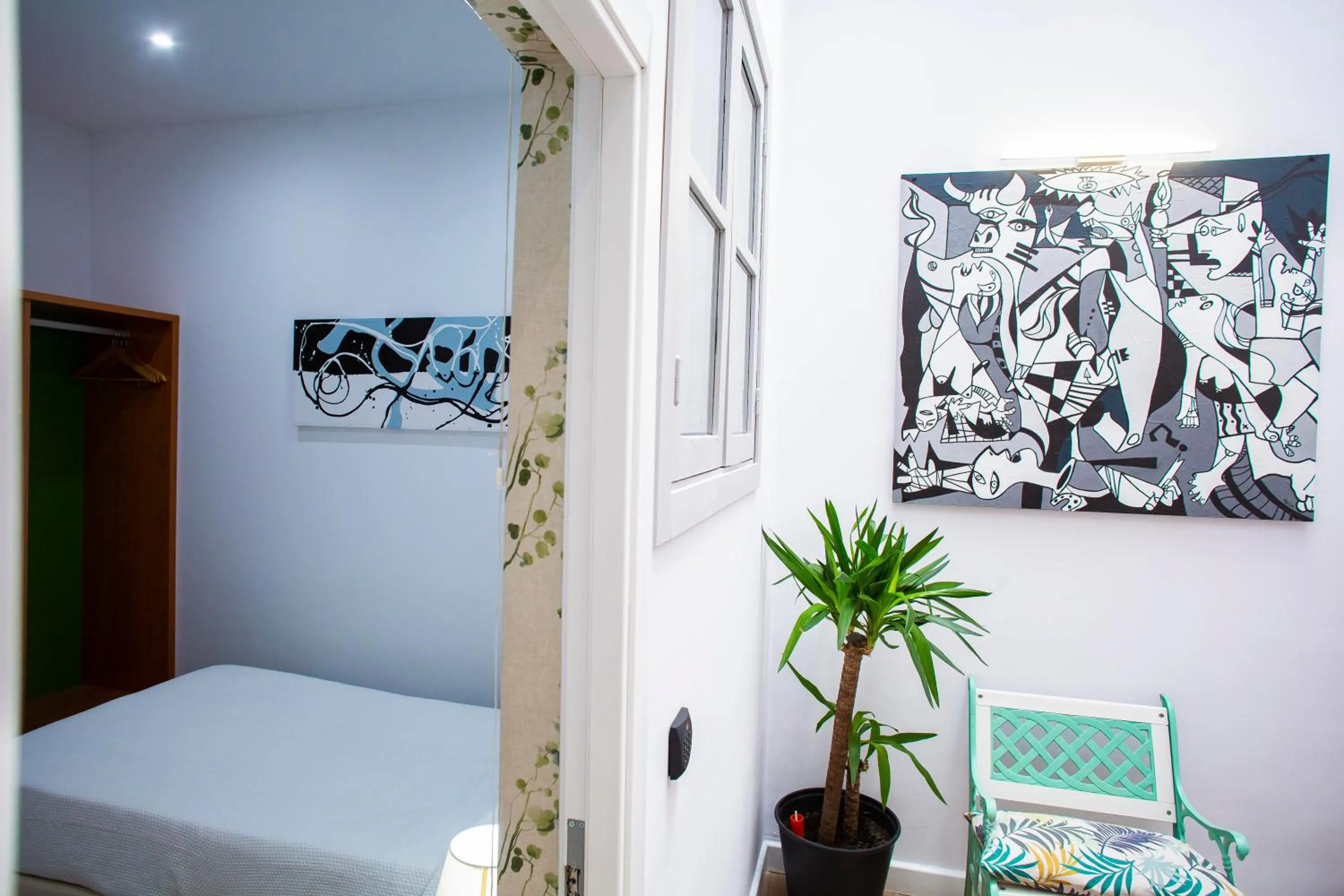 Lobby or reception, Bed in Hostal San Francisco