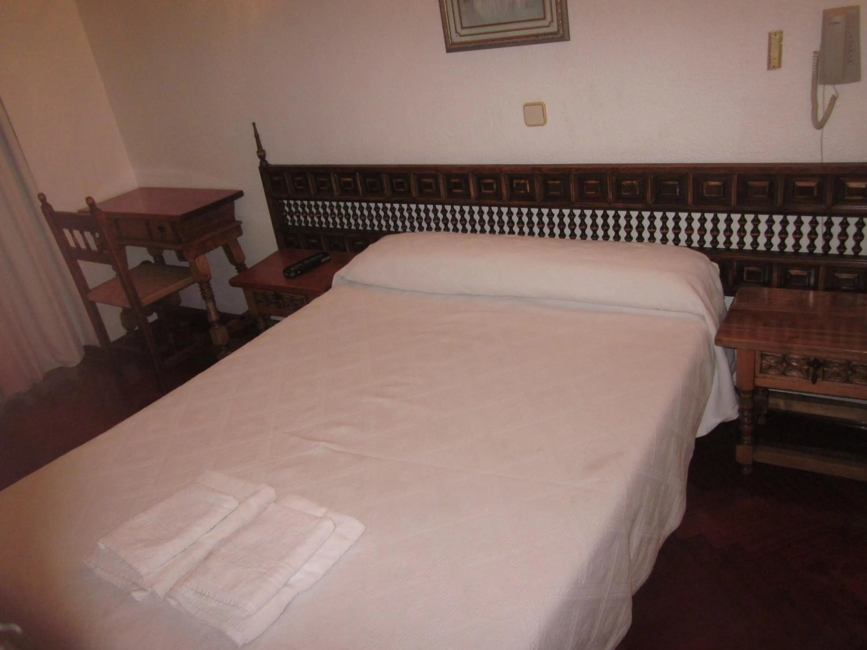 Bed in Hostal Esmeralda