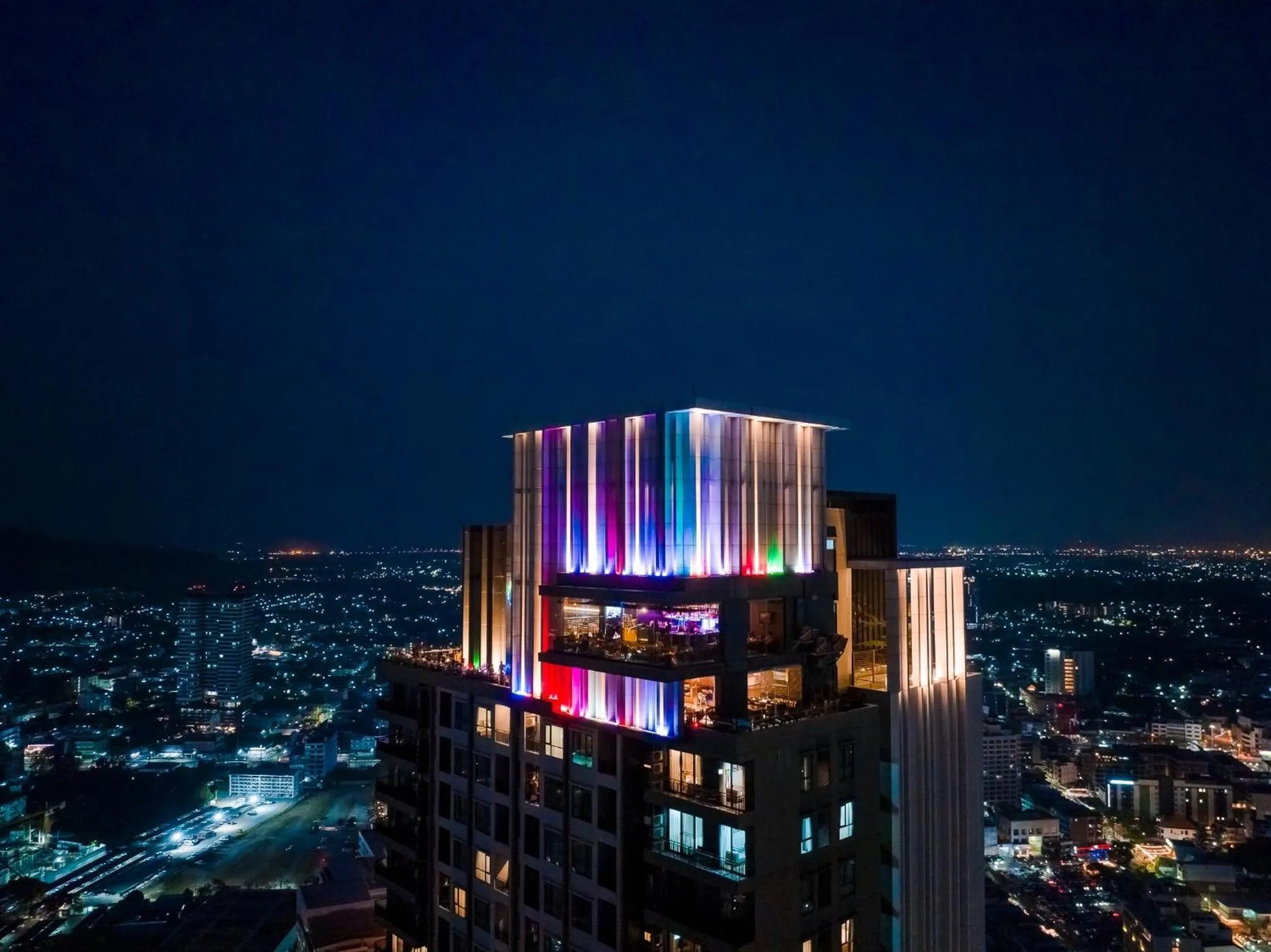 Property building in Oakwood Hotel & Residence Sri Racha