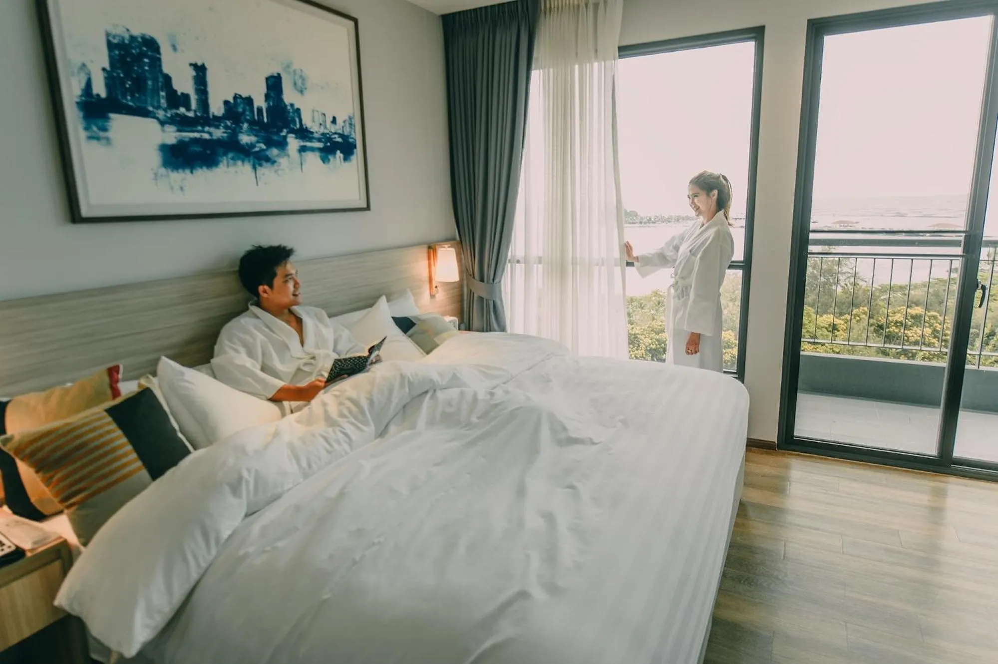 Bedroom, Bed in Oakwood Hotel & Residence Sri Racha